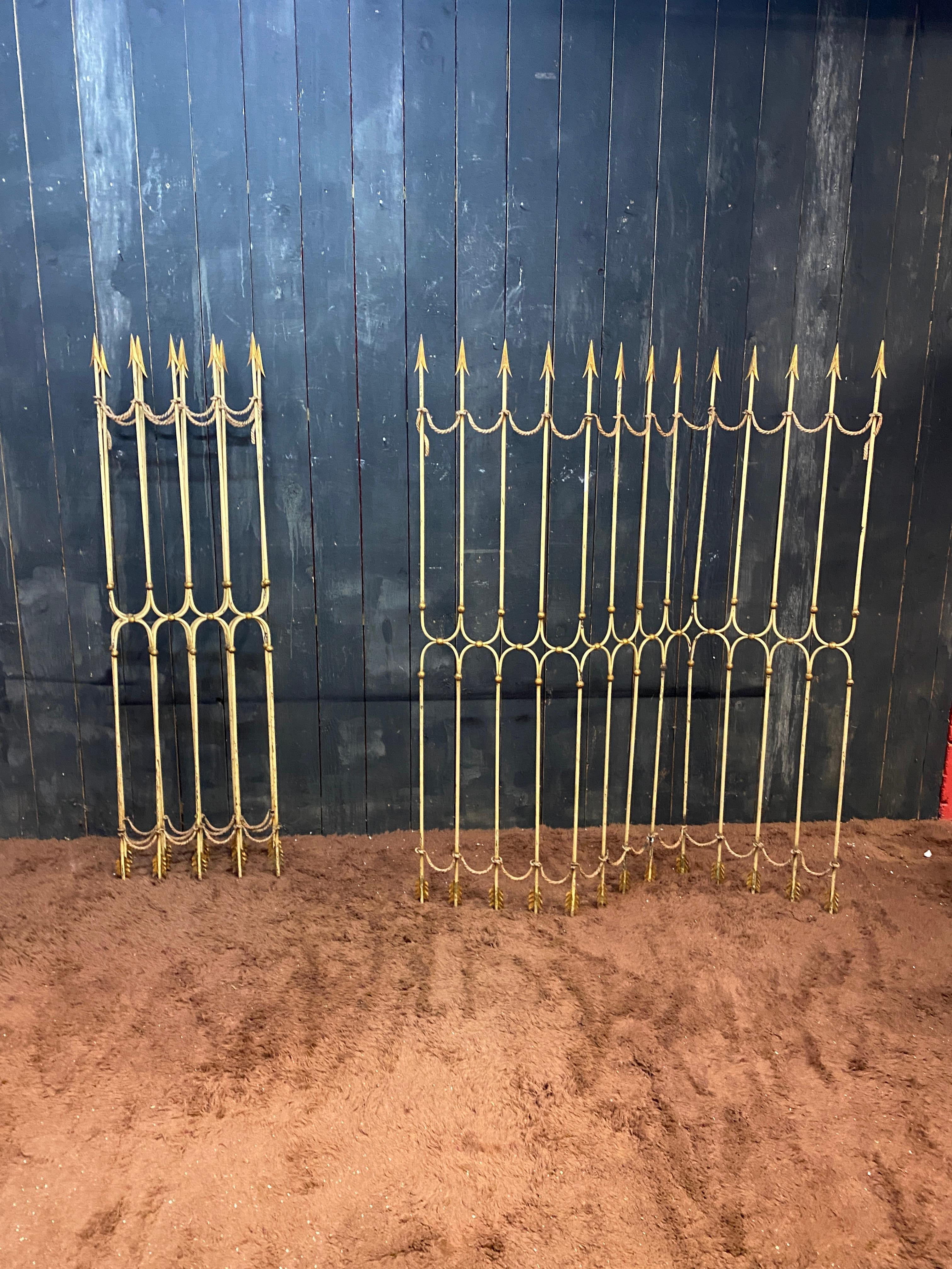 Two art deco room dividers, decorated with arrows and ropes circa 1940 For Sale 2