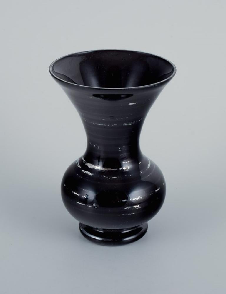 Tedesco Due vasi Art Deco in vetro artistico, anni 1930-1940 in vendita