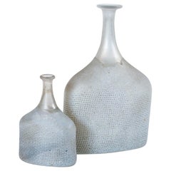 Deux vases en verre d'art, Bertil Valien, Kosta Boda, Suède, vers 1970