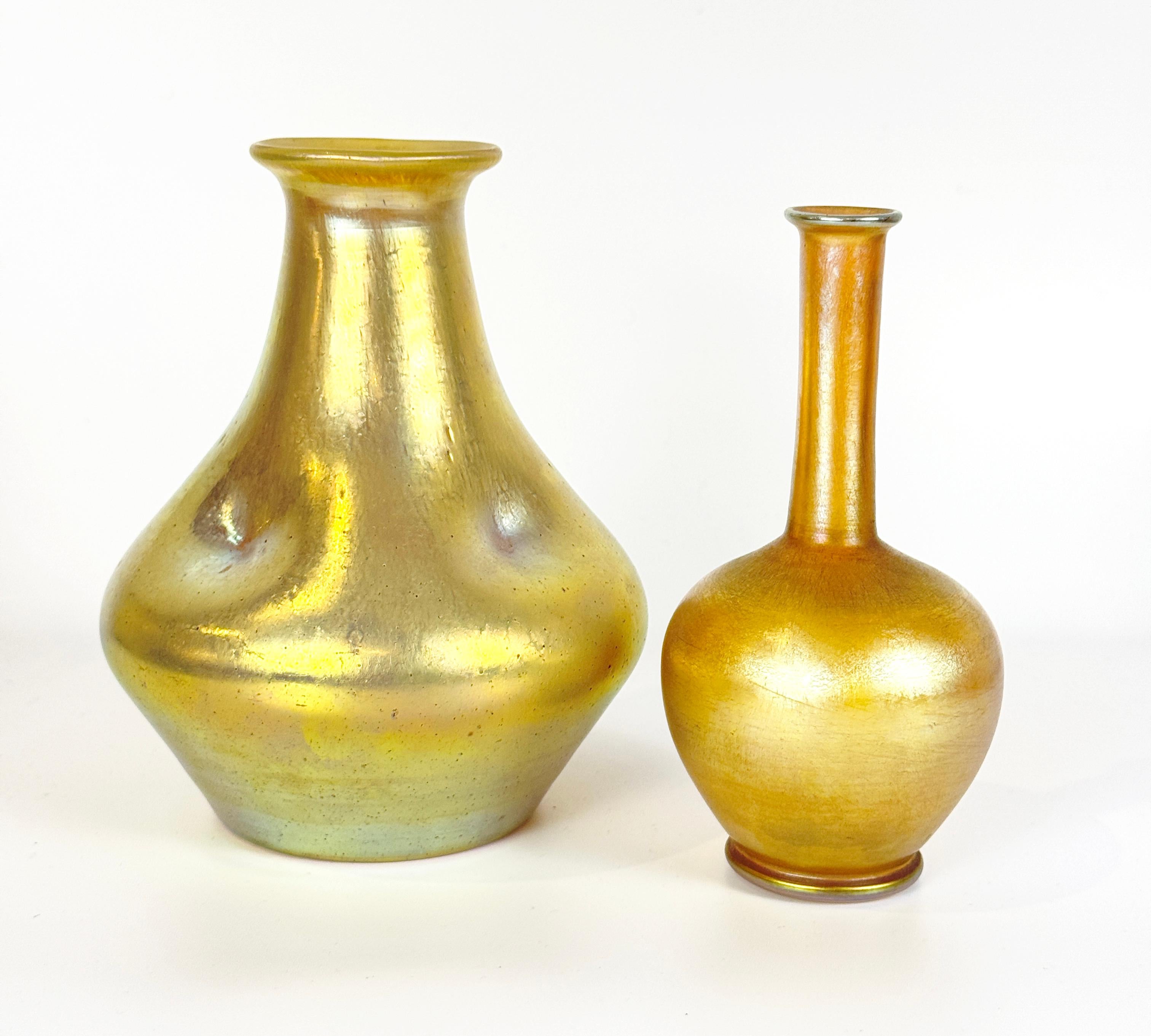 Due vasi in vetro Favrile Art Nouveau, Louis Comfort Tiffany In condizioni buone in vendita a Philadelphia, PA