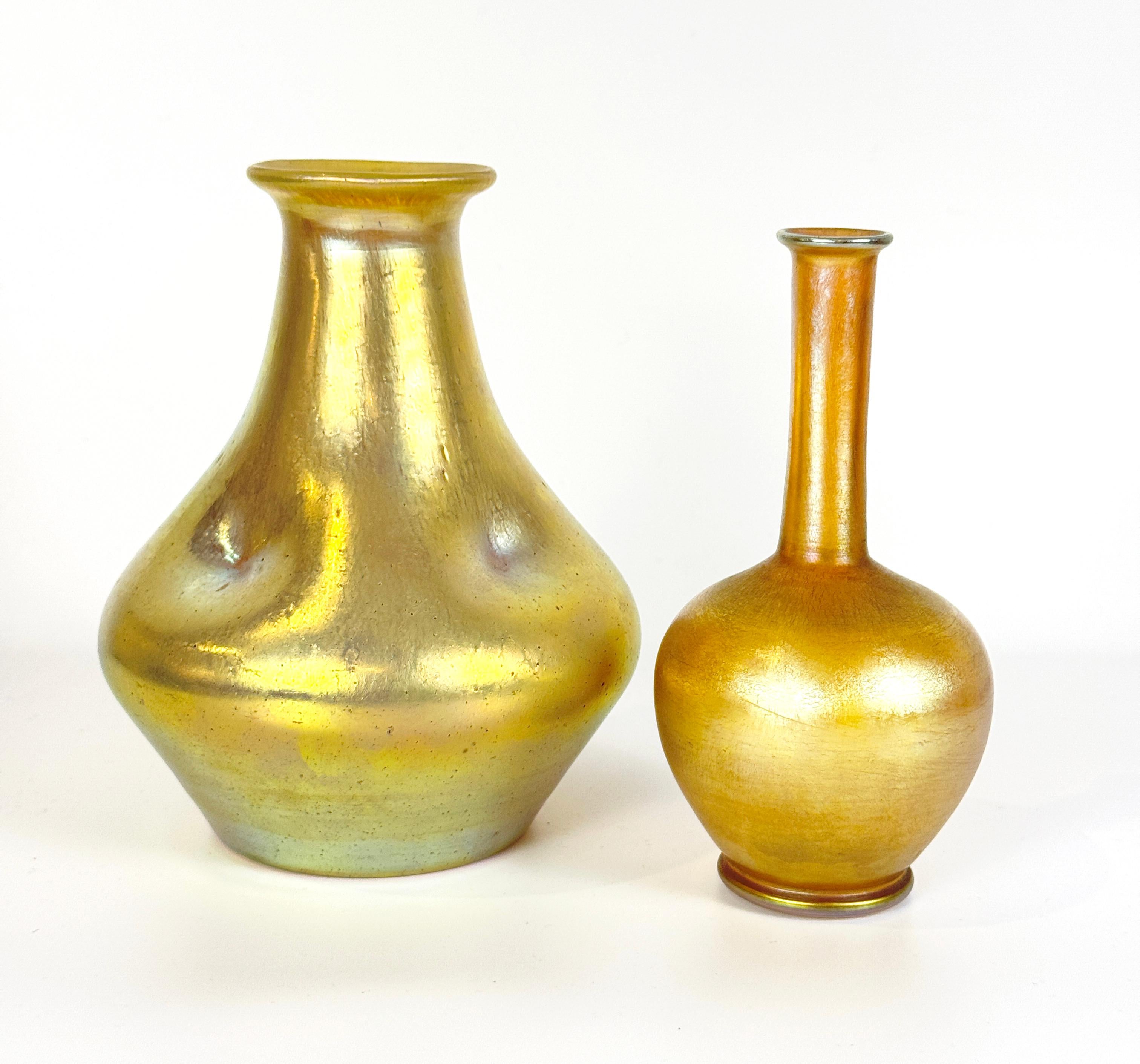 XX secolo Due vasi in vetro Favrile Art Nouveau, Louis Comfort Tiffany in vendita