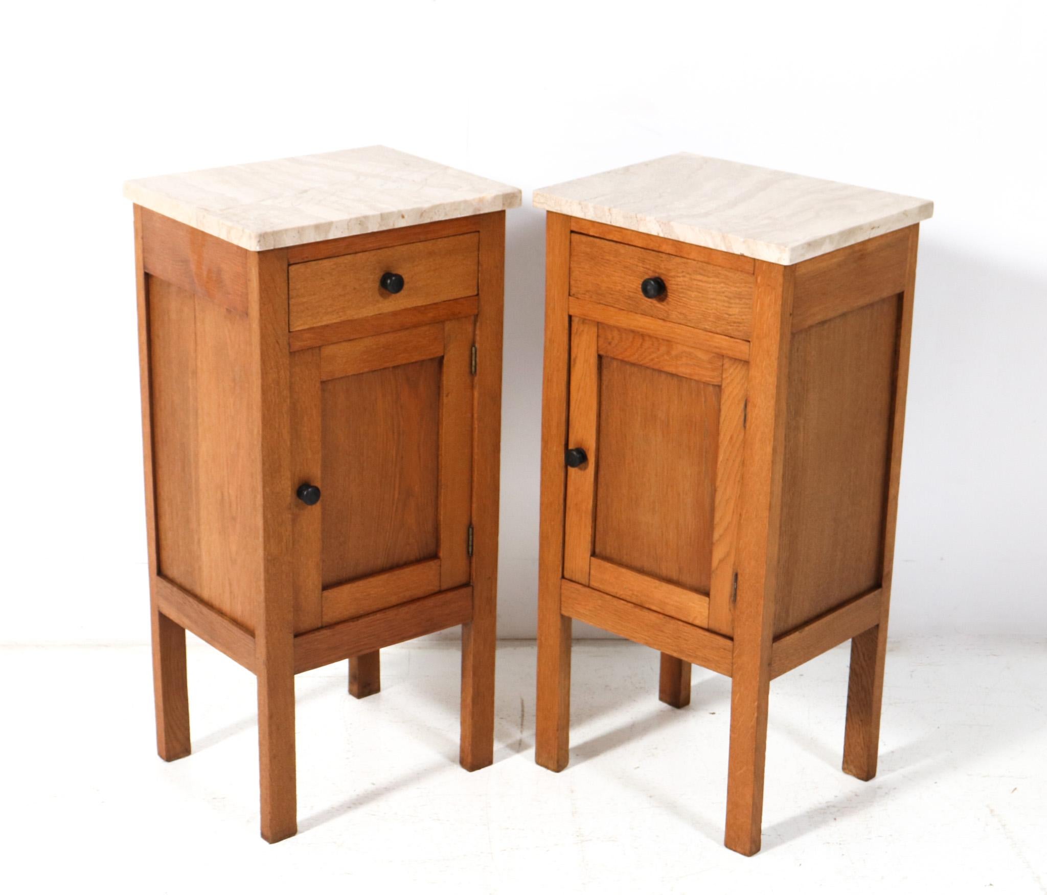 Early 20th Century Two Arts & Crafts Art Nouveau Oak Nightstands or Bedside Tables, 1900s For Sale