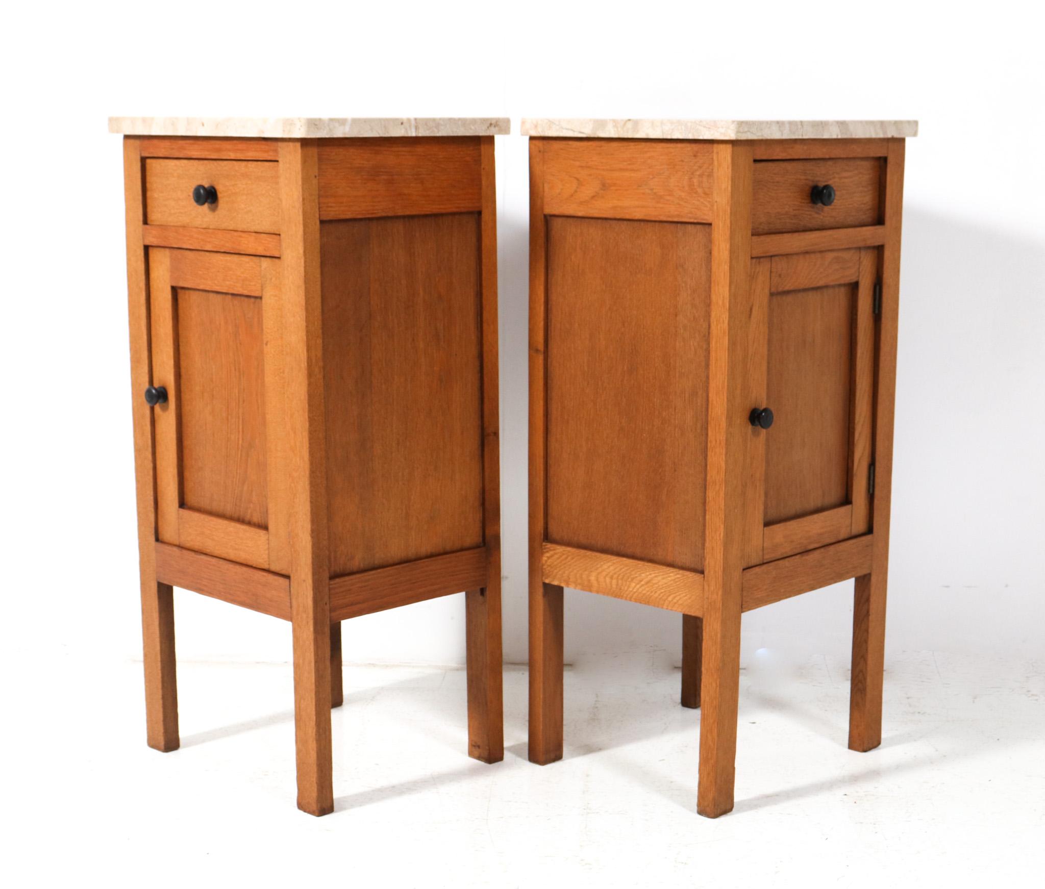 Two Arts & Crafts Art Nouveau Oak Nightstands or Bedside Tables, 1900s For Sale 1