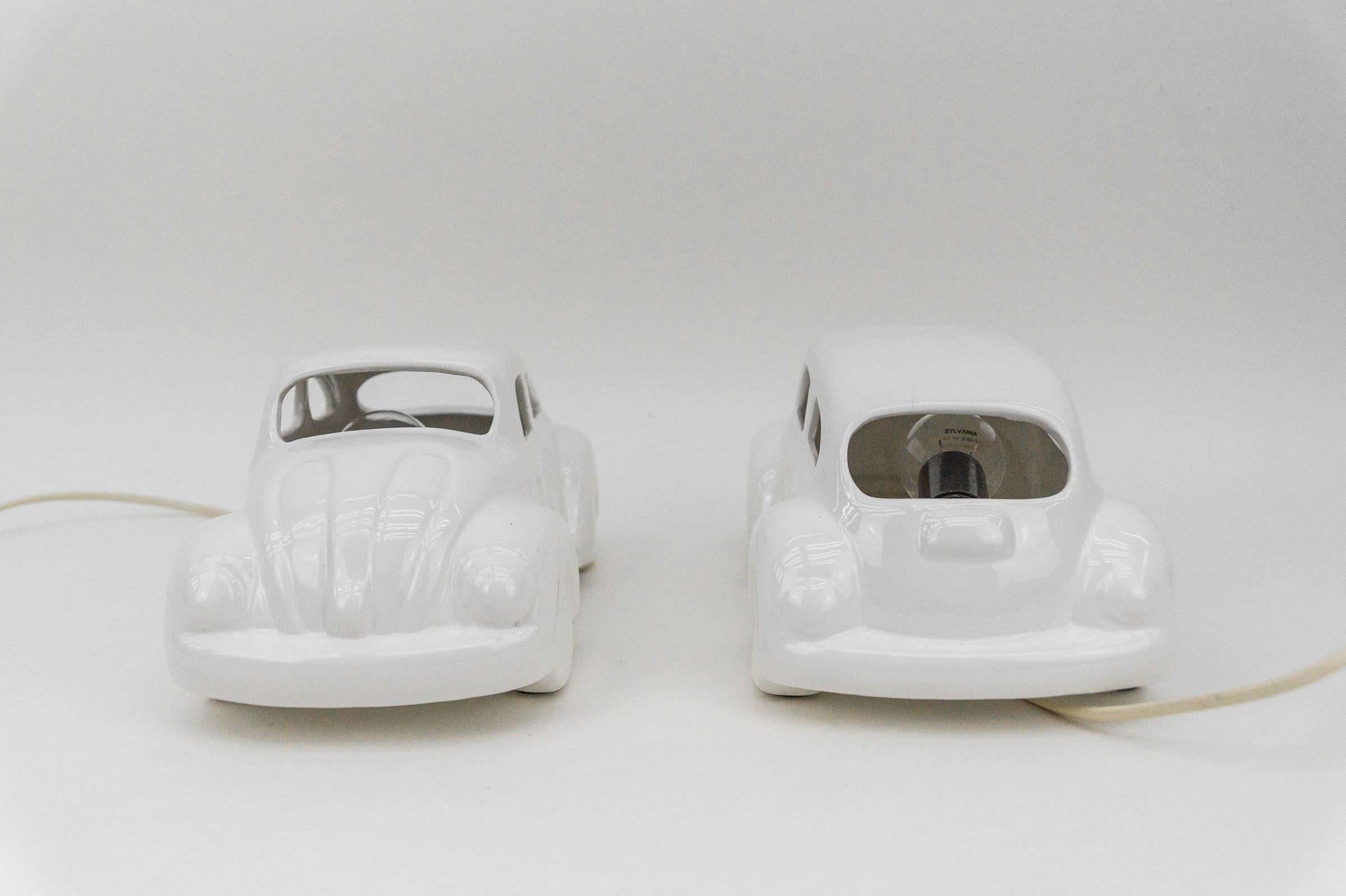Deux superbes lampes de table en céramique en forme de coccinelle VW, Allemagne des années 1960 en vente 1