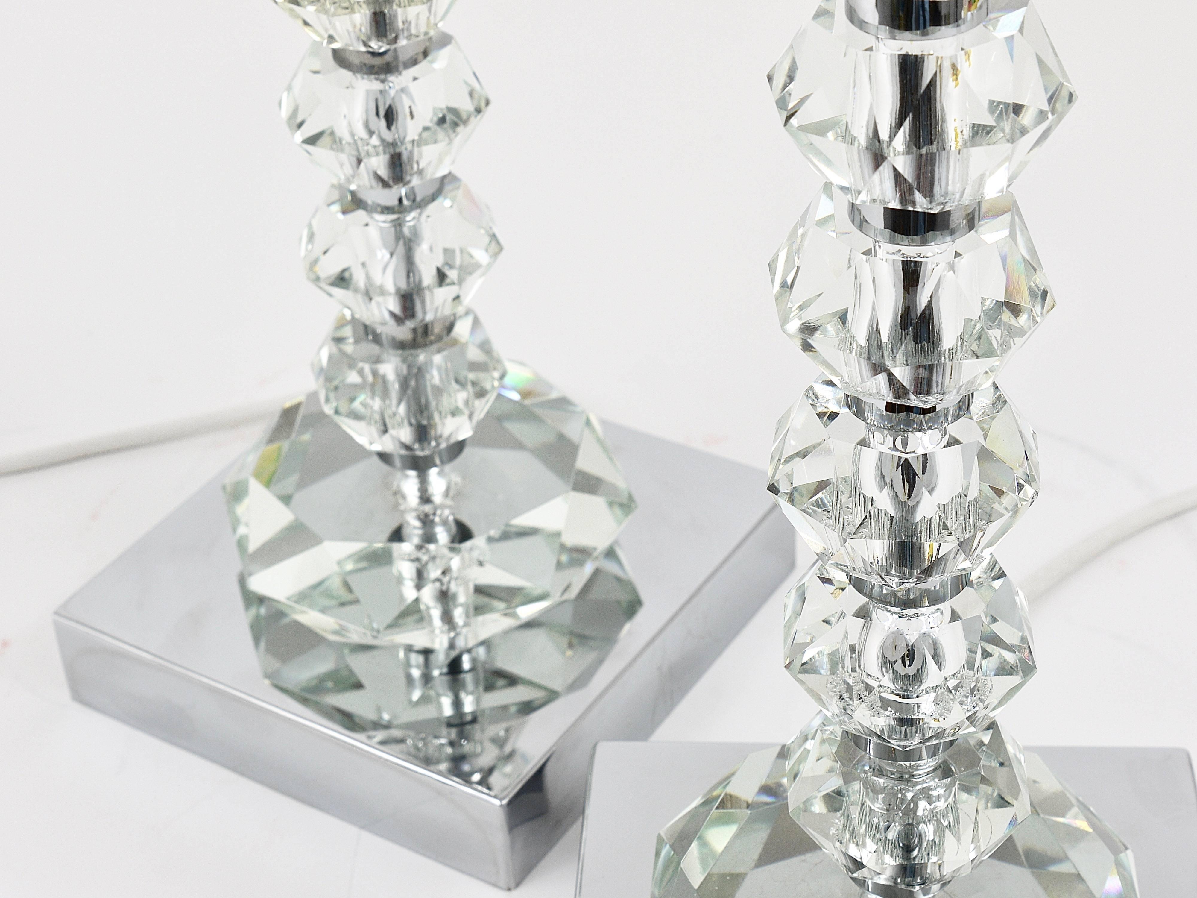 Zwei Bakalowits-Tischlampen mit riesigen facettierten Diamantenkristallen, Österreich, 1970er Jahre (20. Jahrhundert) im Angebot