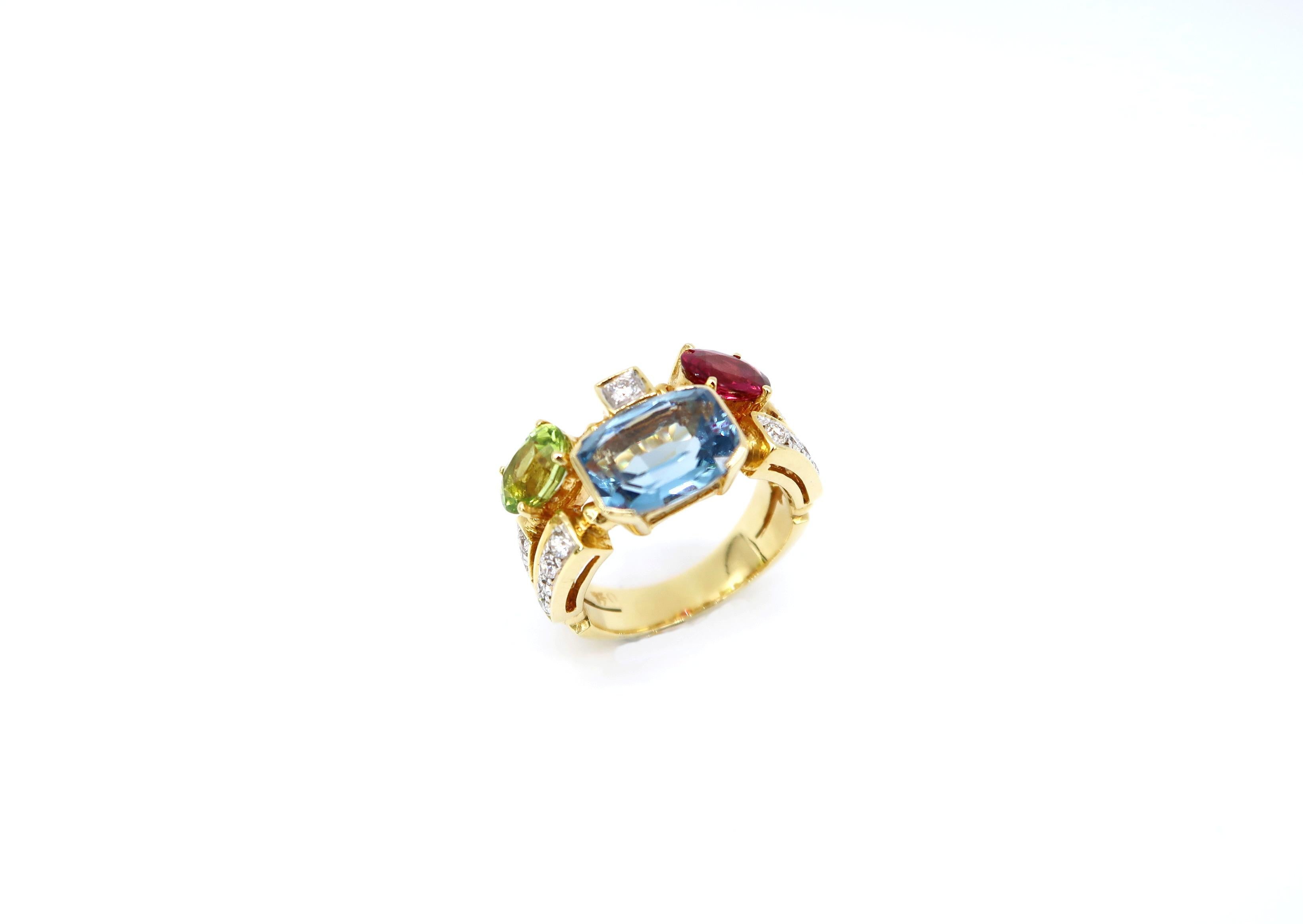 Two Band Blue Topaz Pink Tourmaline Peridot Diamond Gold Ring In New Condition In Bangkok, TH