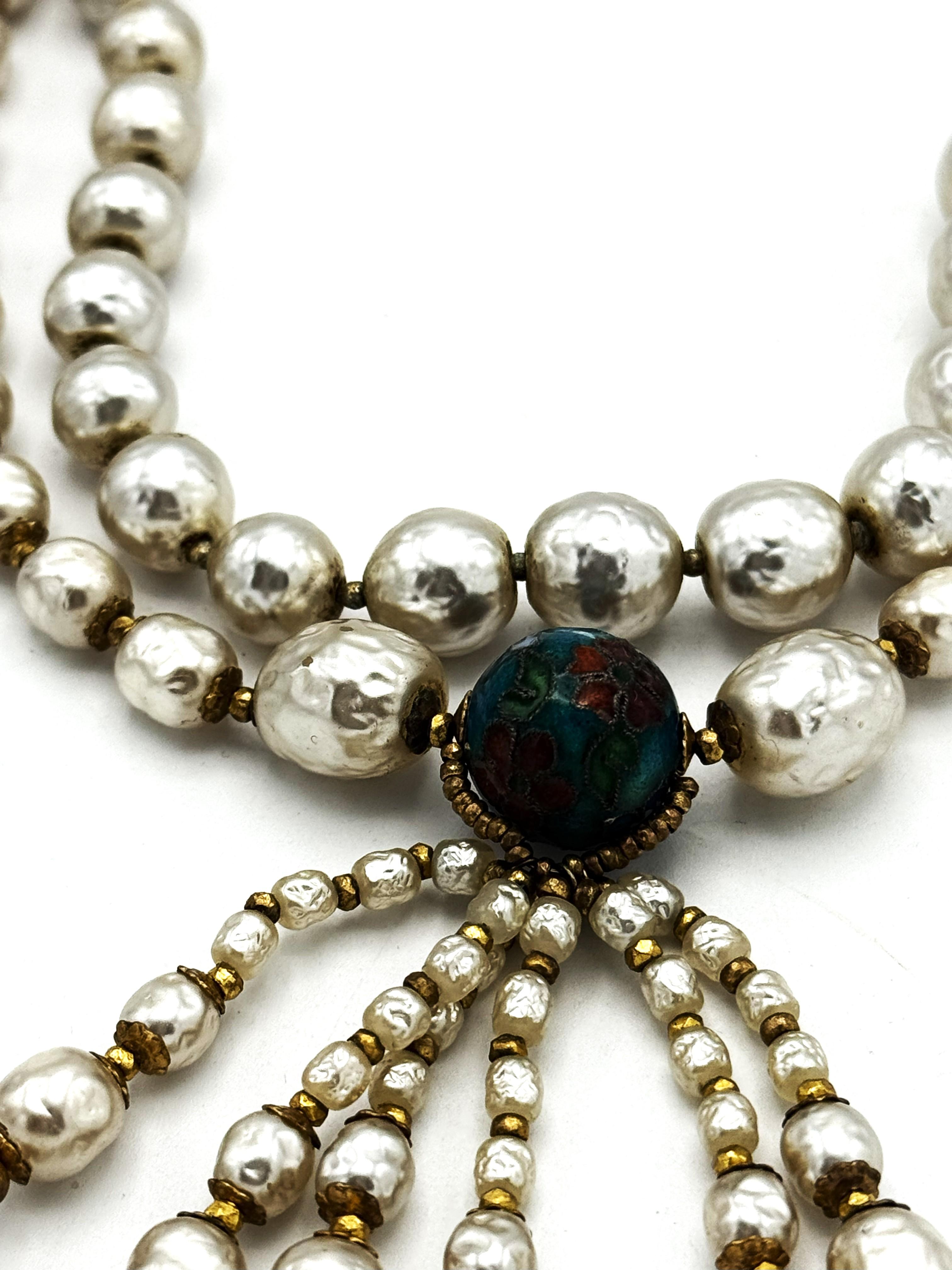 Two baroque pearl necklaces by Miriam Haskell US from the 1950s one with tassels en vente 13