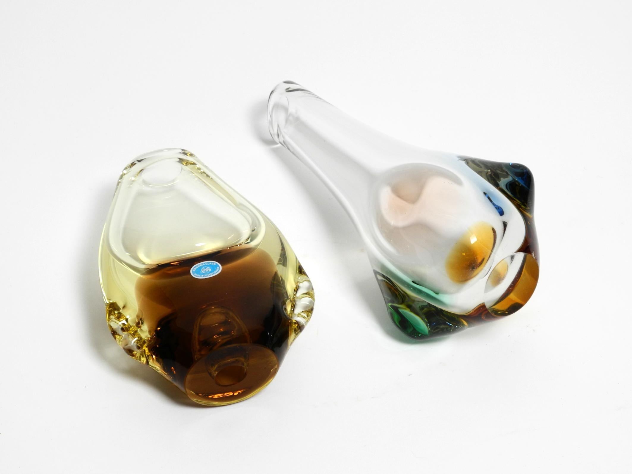 Two beautiful 1960s crystal glass vases by Miroslav Klinger for Bohemia Glass For Sale 5