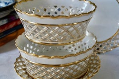 Two Beautiful Antique Old Paris Porcelain - Porcelaine de Paris Baskets with und