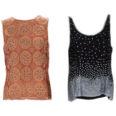 Due top con perline di Bill Blass Couture.  Nuovi che conservano ancora il loro prezzo originale