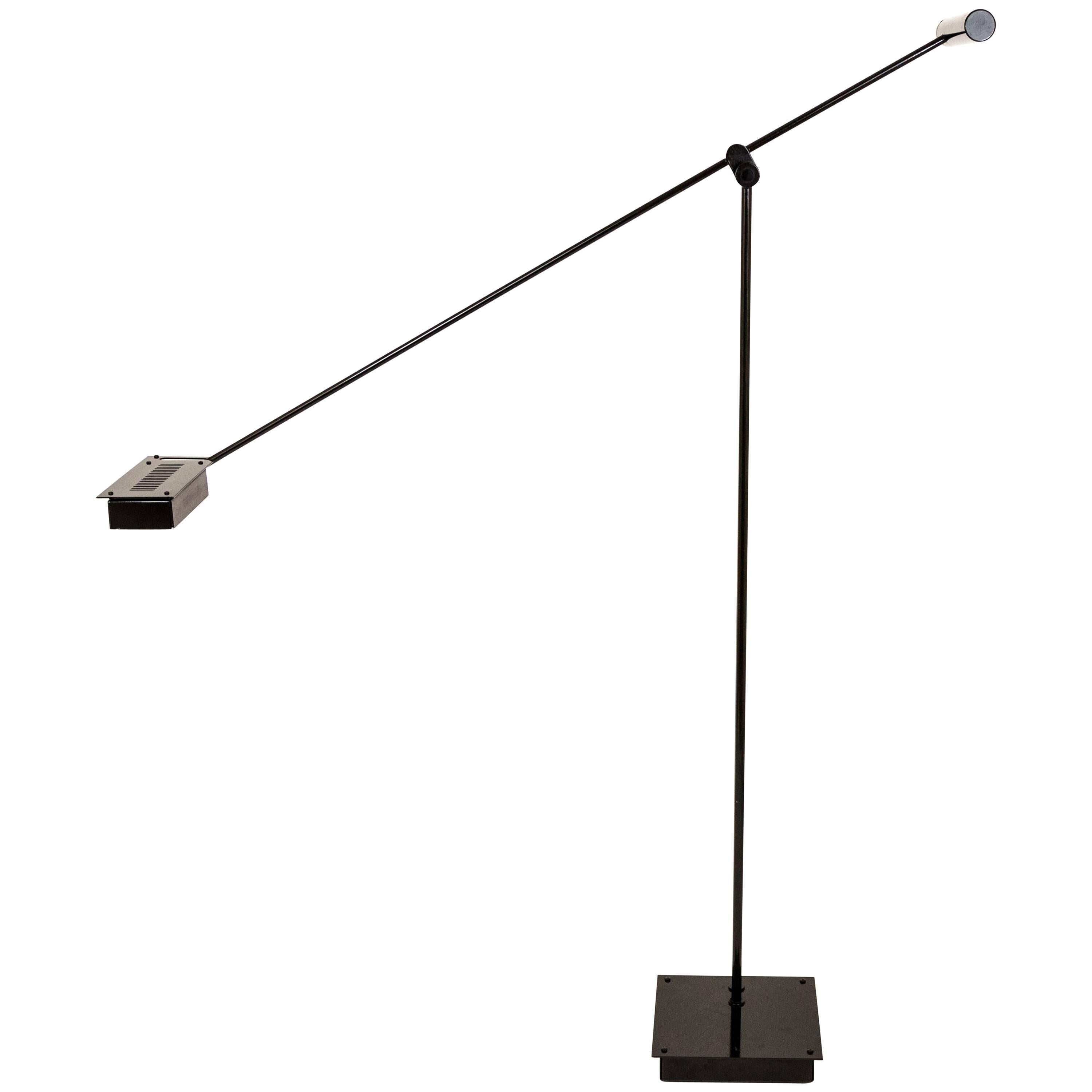 'Samurai' is an impressive floor lamp by Japanese designer Shigeaki Asahara for Italian lighting manufacturer Stilnovo, designed in the 1970s. 

The height of this halogen floor lamp is adjustable with a maximum height of 2 meters. The dimmer is