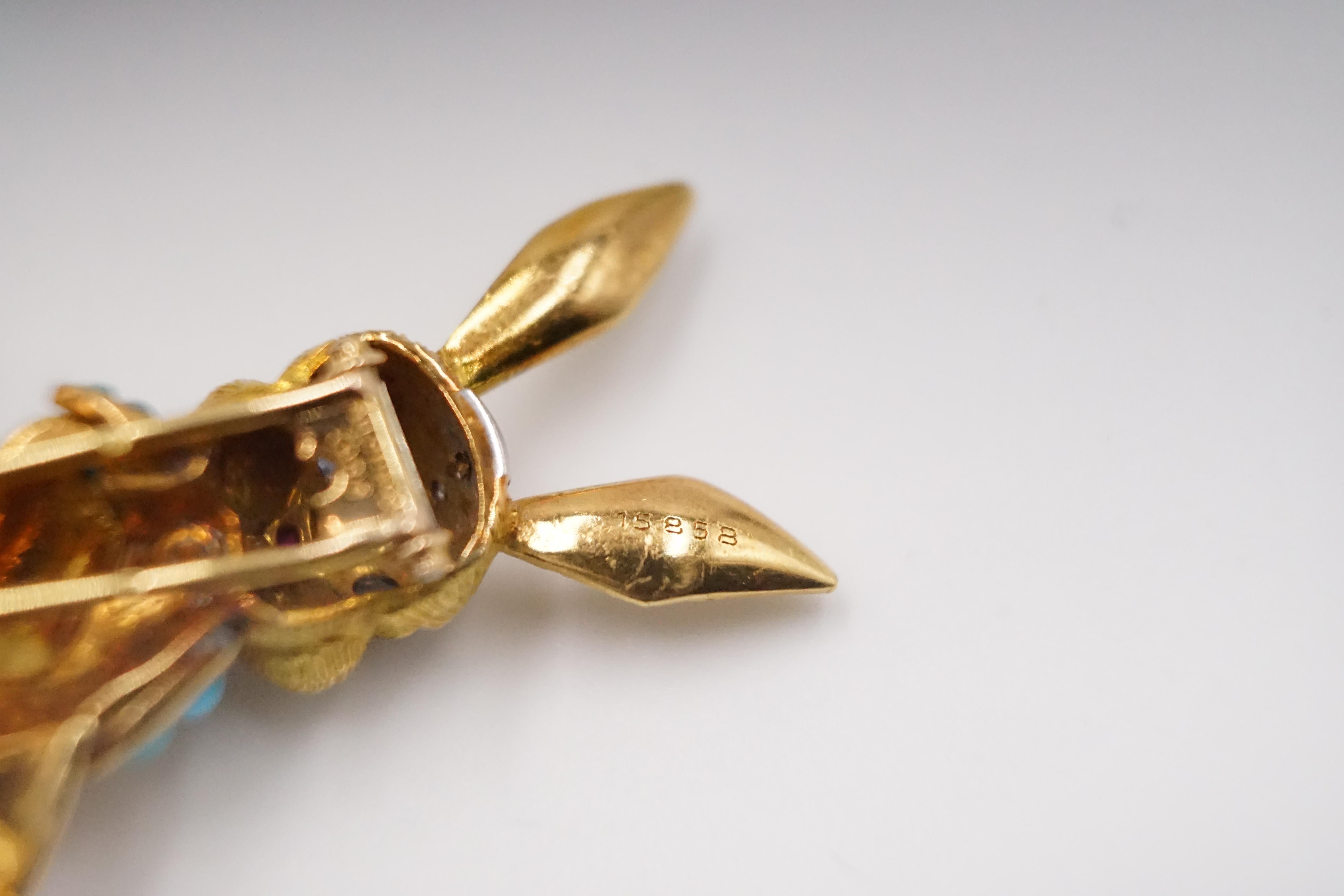 Two Boucheron Paris 1960s Multi-Gemstone and 18 Carat Gold Animal Brooches 4