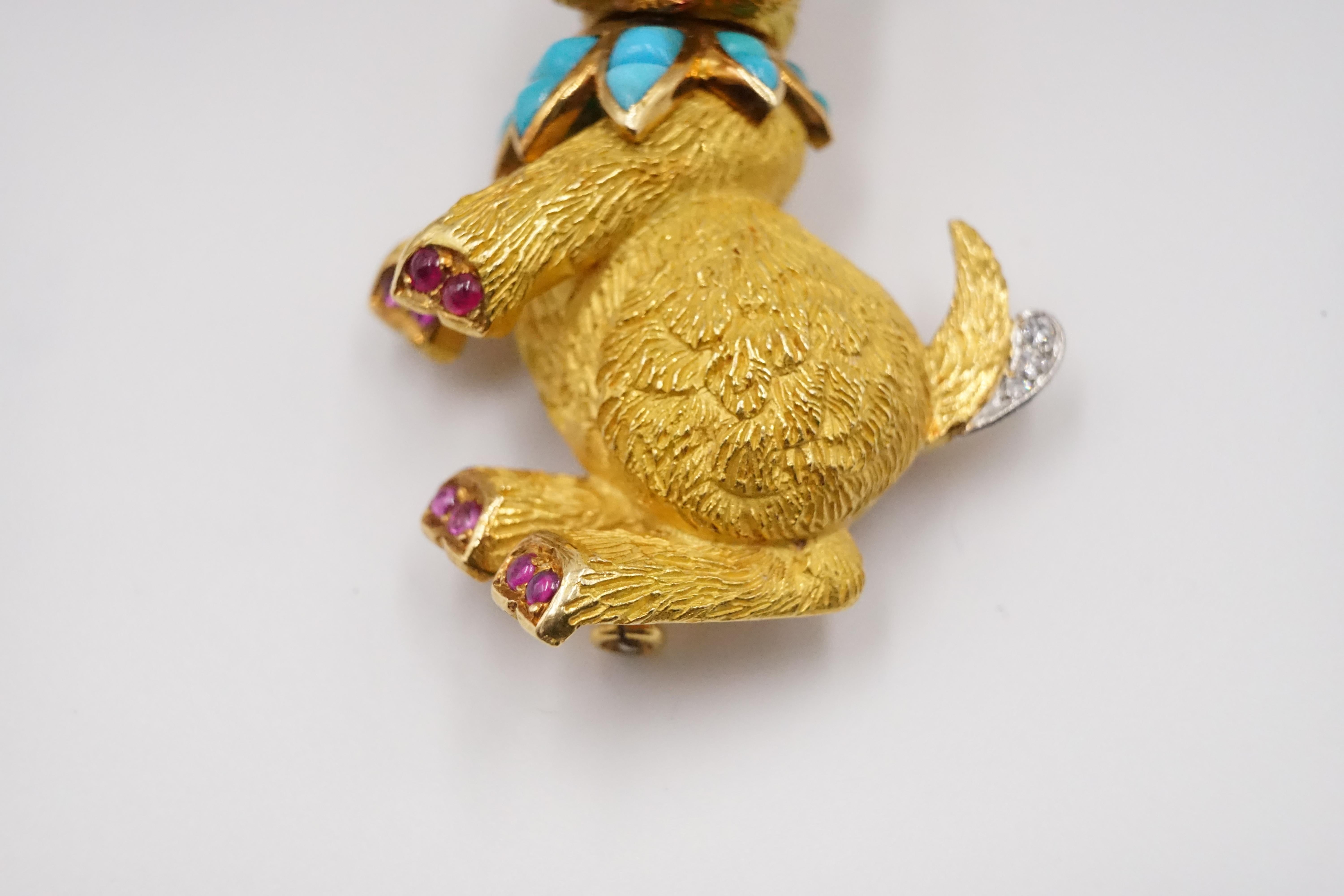 Two Boucheron Paris 1960s Multi-Gemstone and 18 Carat Gold Animal Brooches In Good Condition In London, GB