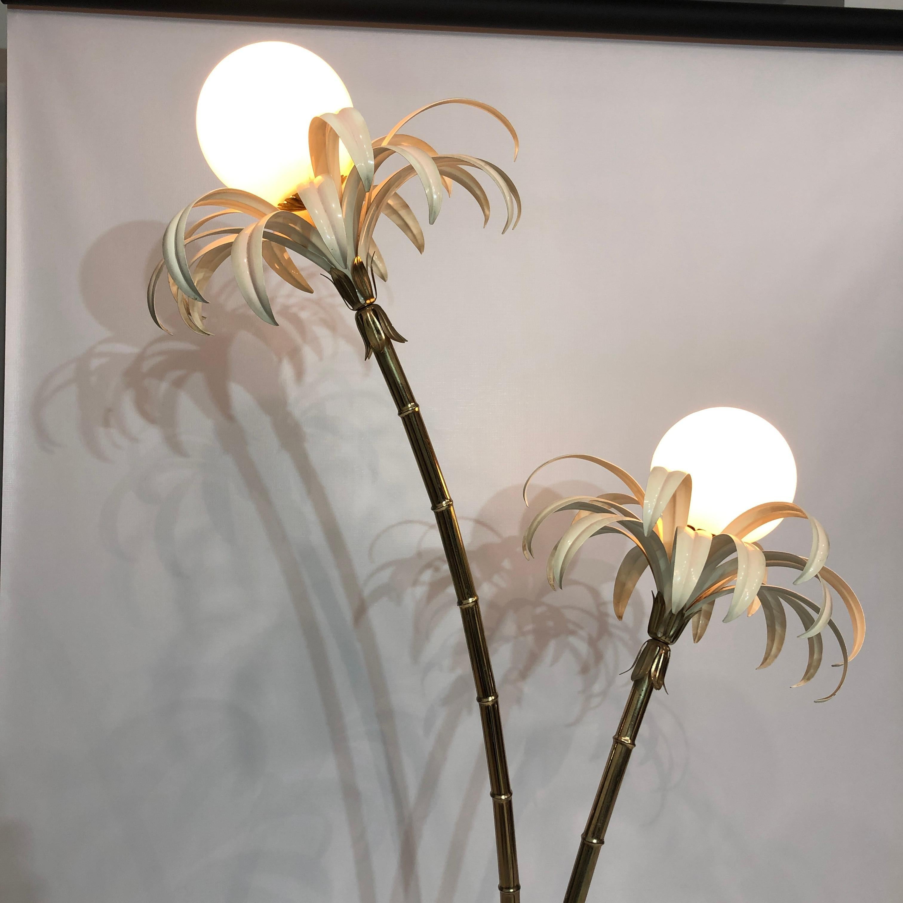 Zwei Branch Palm Tree Stehlampe 1970er Vintage Italian Hollywood Regency Messing  im Angebot 5