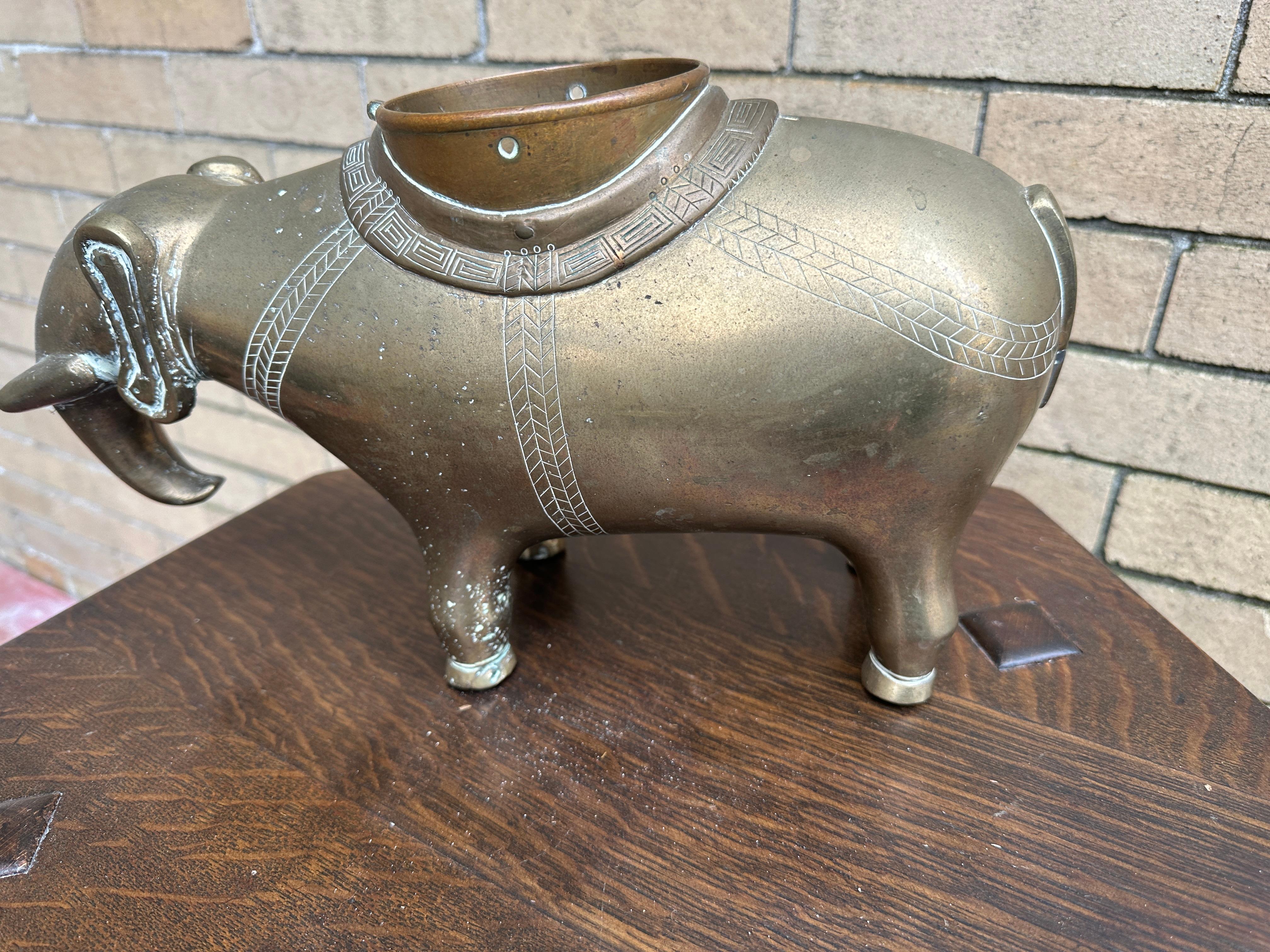 Two Brass Chinese Figures (Ox & Elephant) - W4000 For Sale 14