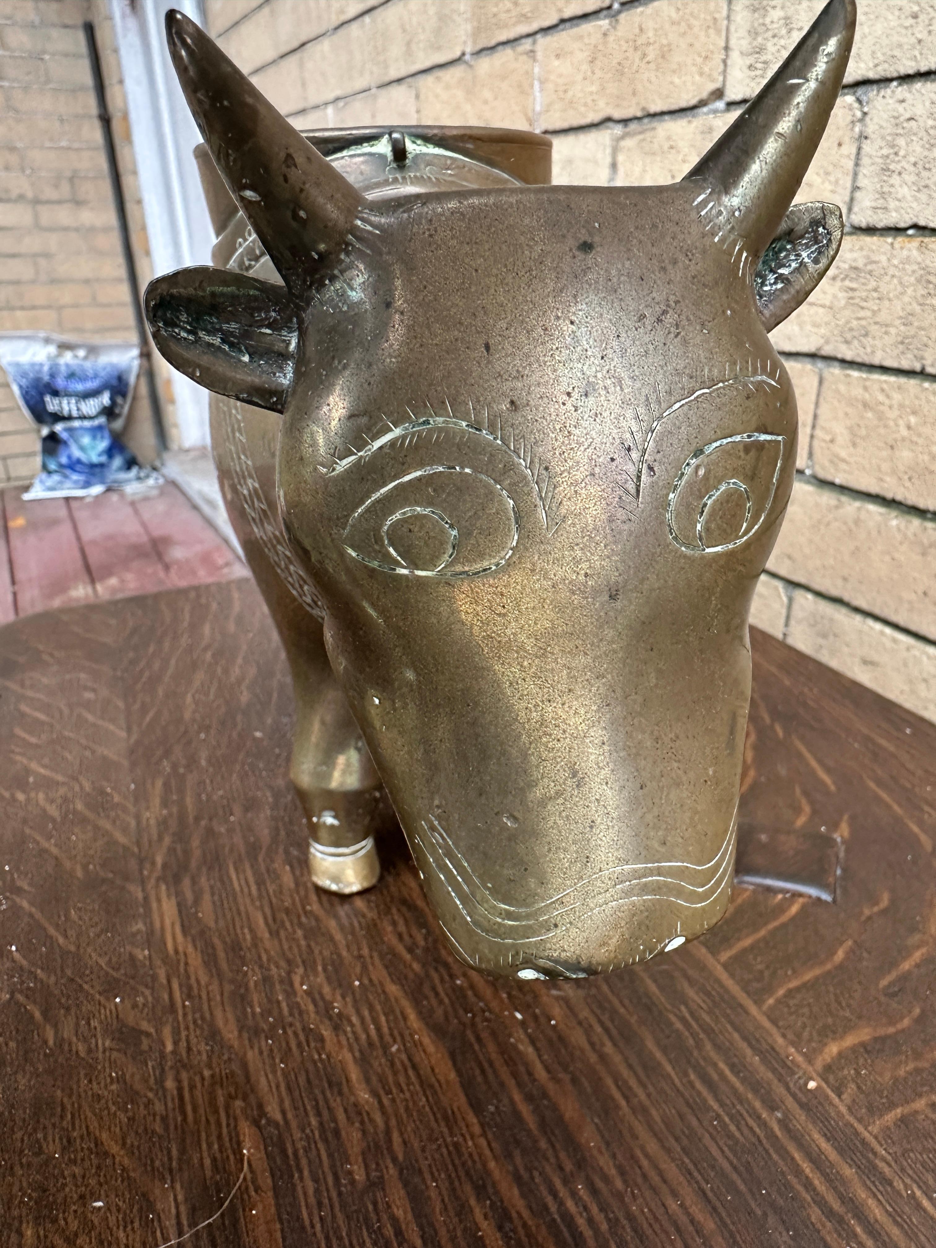 Two Brass Chinese Figures (Ox & Elephant) - W4000 For Sale 3