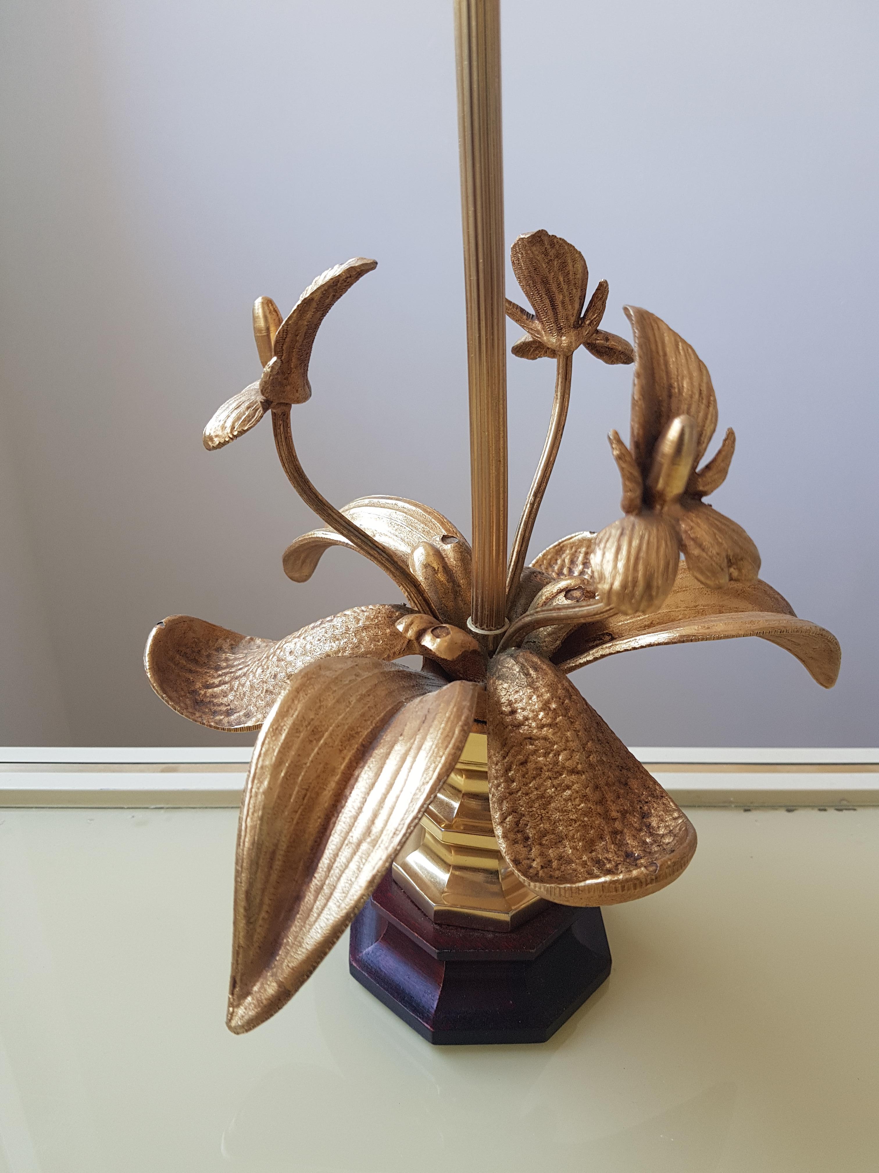 Two  Vintage Hollywood Regency Brass Orchid Table Lamps, Belgium, 1970s In Good Condition In Diemen, NL