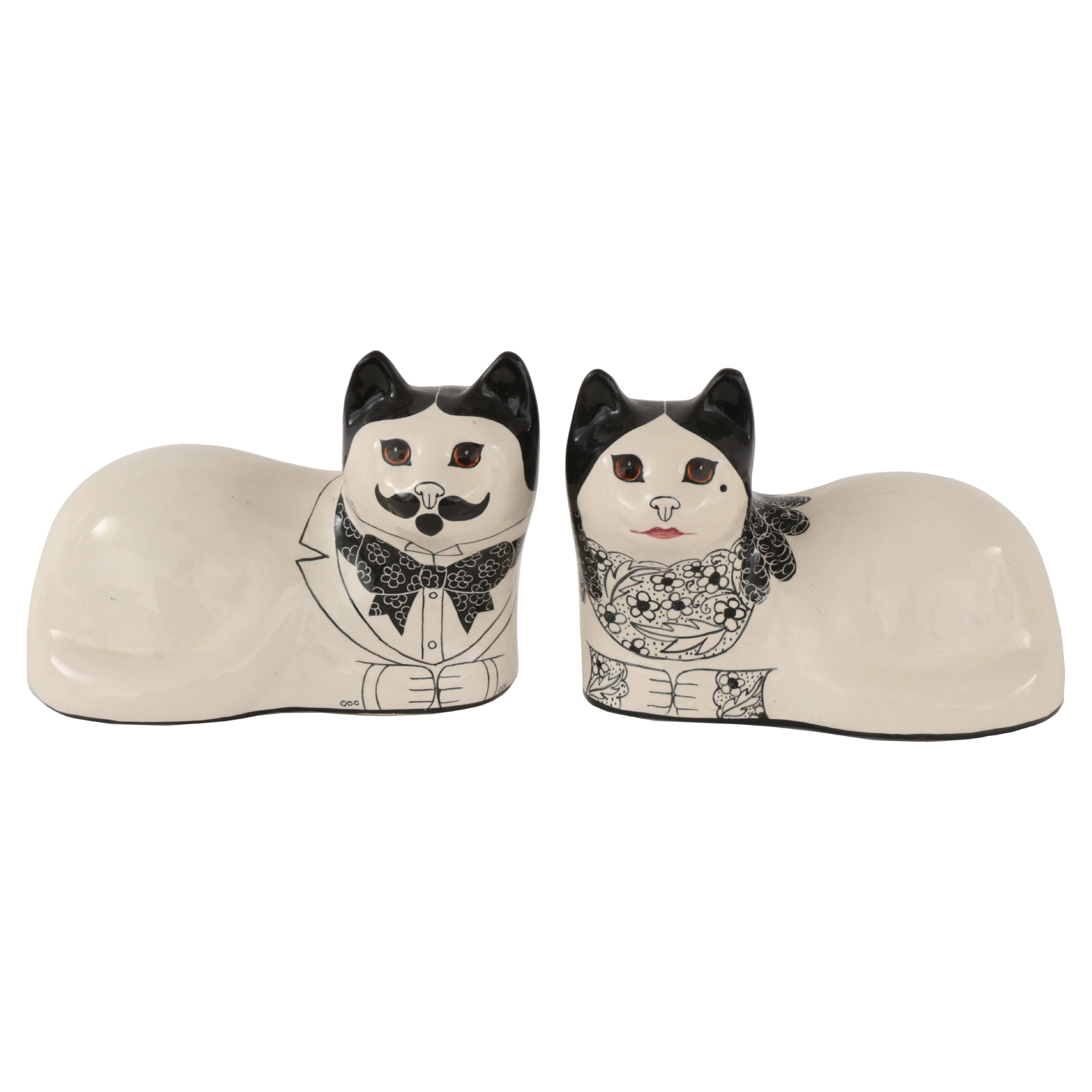 Due gatti britannici in porcellana Pop-Art di Alan Davidson & A. Smith in vendita