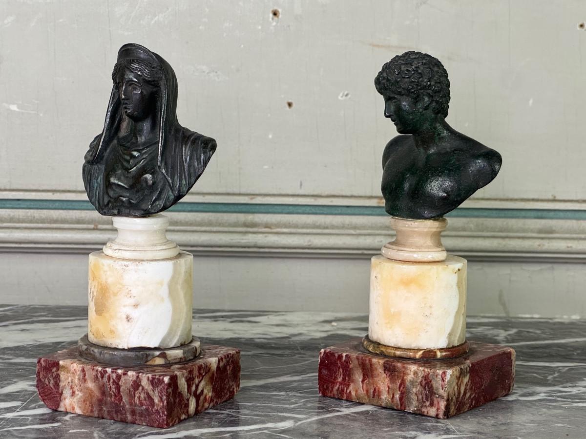 Due busti in bronzo in stile antico, XVIII secolo in vendita 6