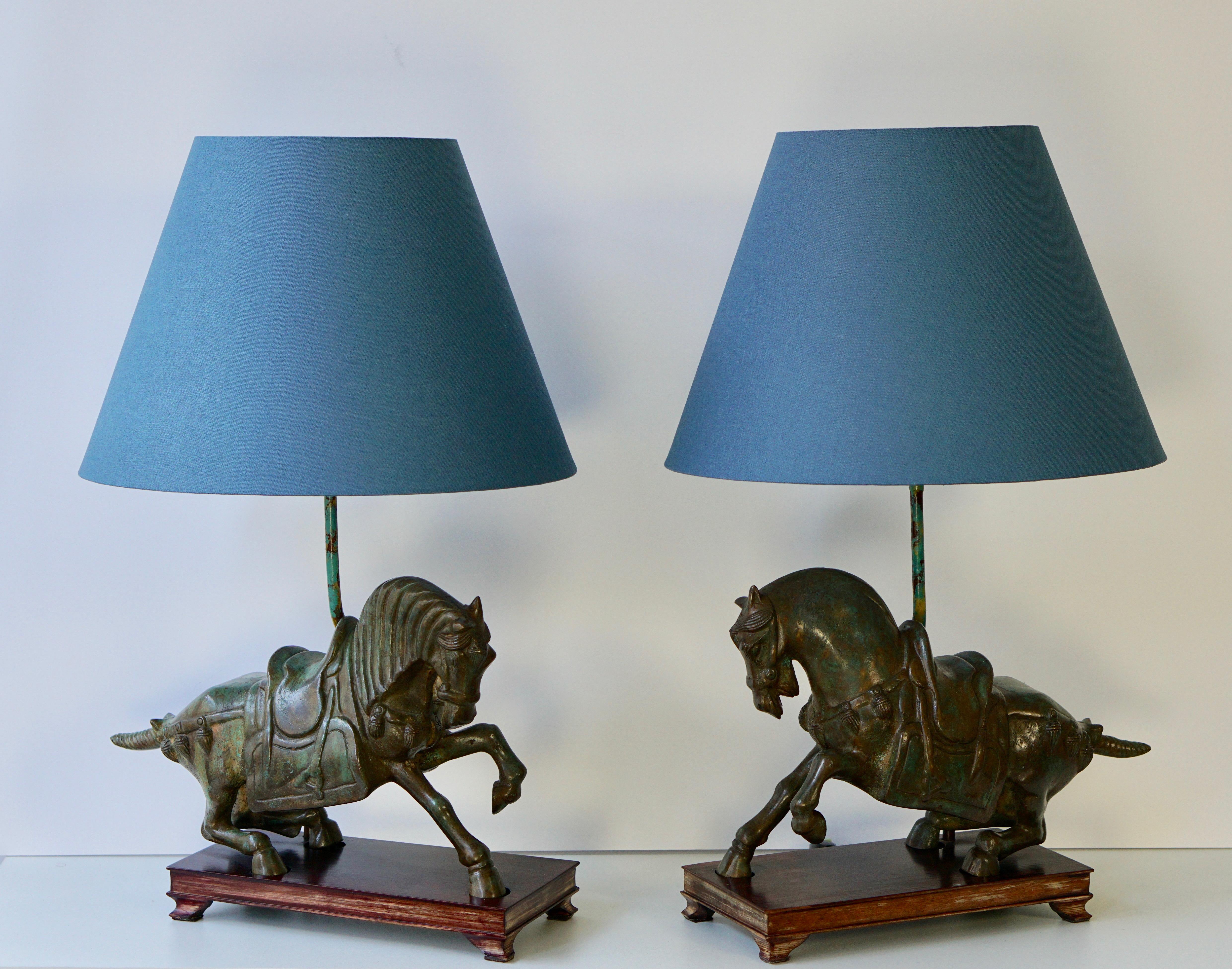 Two Bronze Horses Mounted as Lamps In Good Condition In Antwerp, BE
