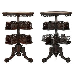 Deux tables chinoises en bois sculpté, marbre et onyx