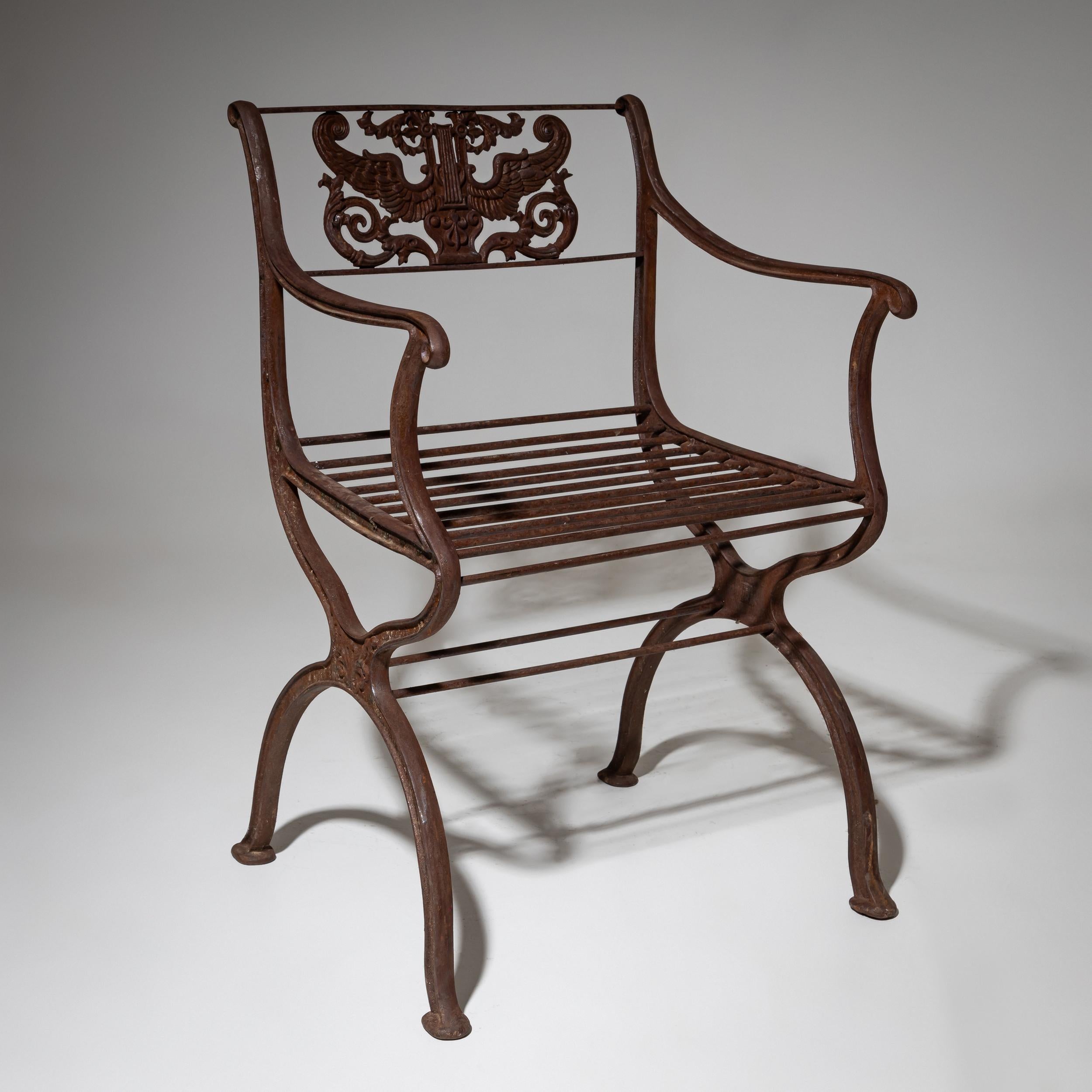 Two Cast Iron Garden Chairs After Karl F. Schinkel, Lauchhammer Foundry, 20th C. For Sale 4
