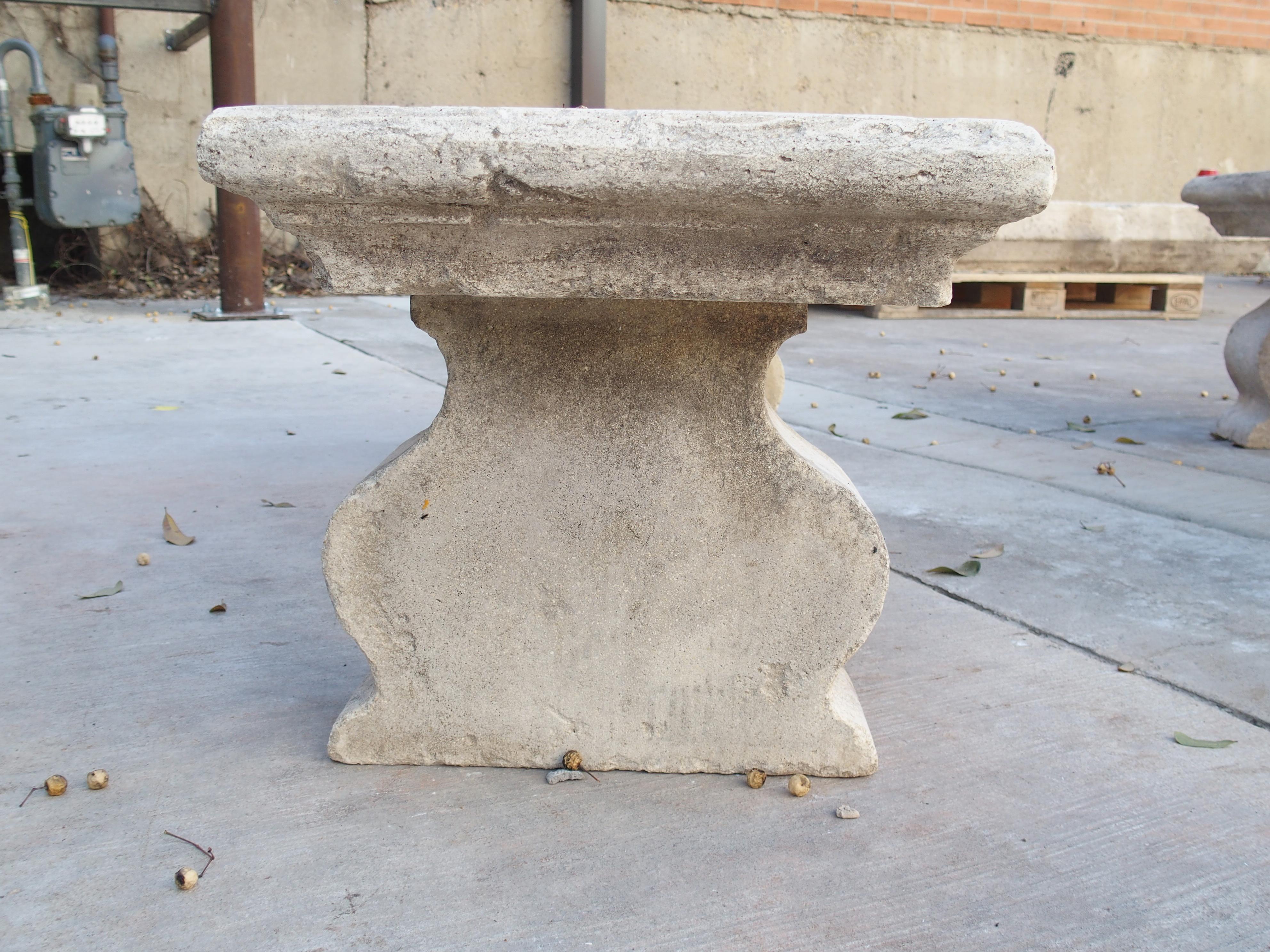 Dos bancos de parque de piedra caliza fundida del sur de Italia 5