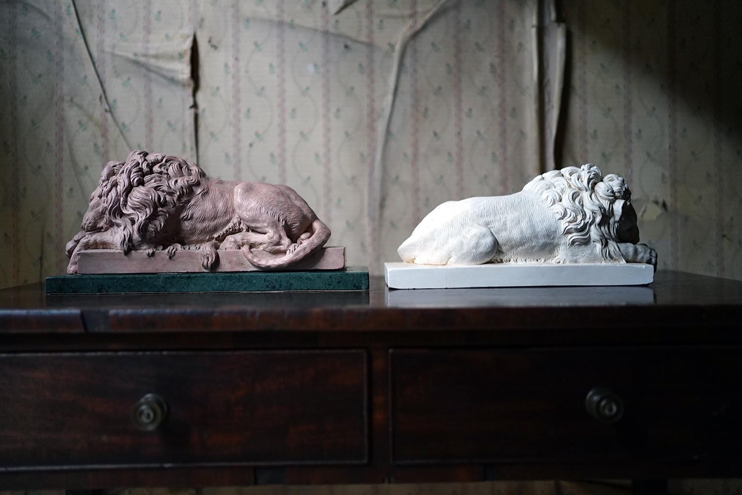 Two Cast Plaster Models of Lions, after Antonio Canova 6