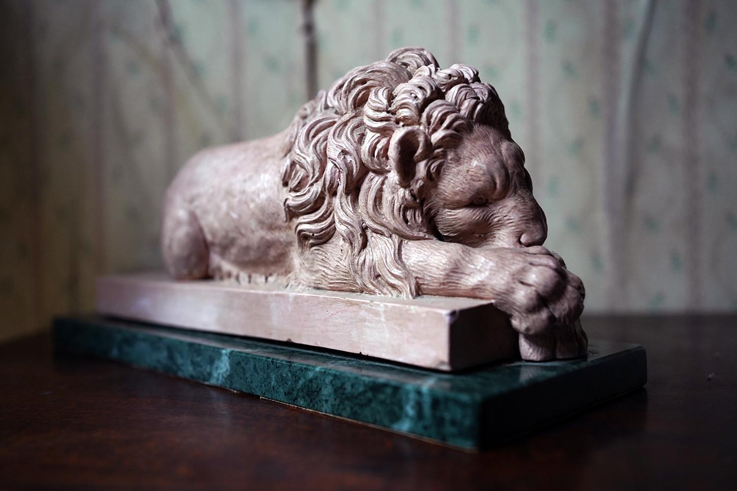Late 20th Century Two Cast Plaster Models of Lions, after Antonio Canova