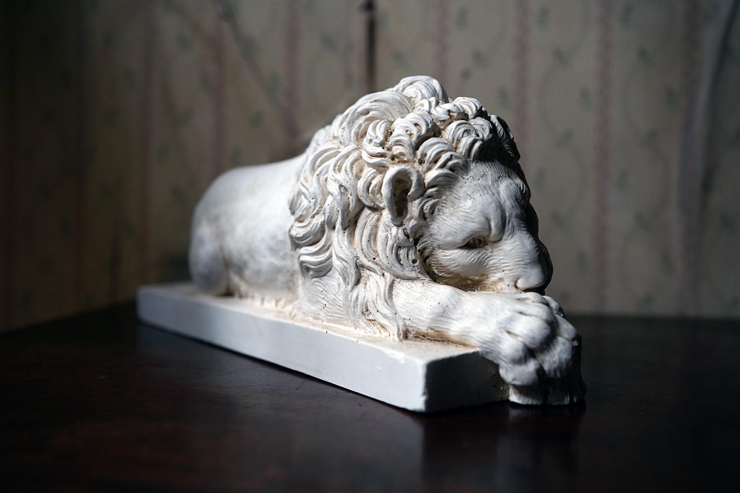 Two Cast Plaster Models of Lions, after Antonio Canova 2