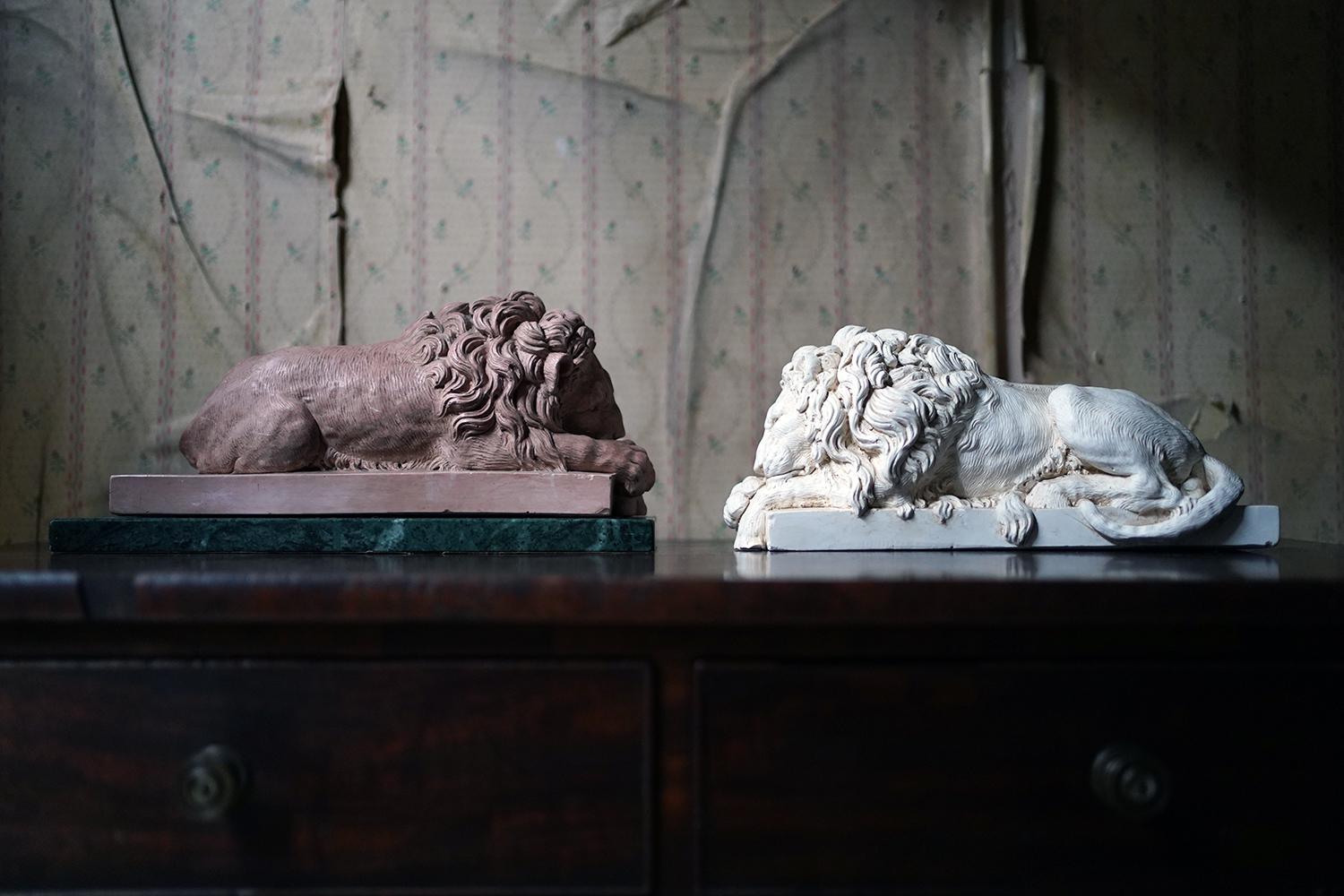 Two Cast Plaster Models of Lions, after Antonio Canova 4
