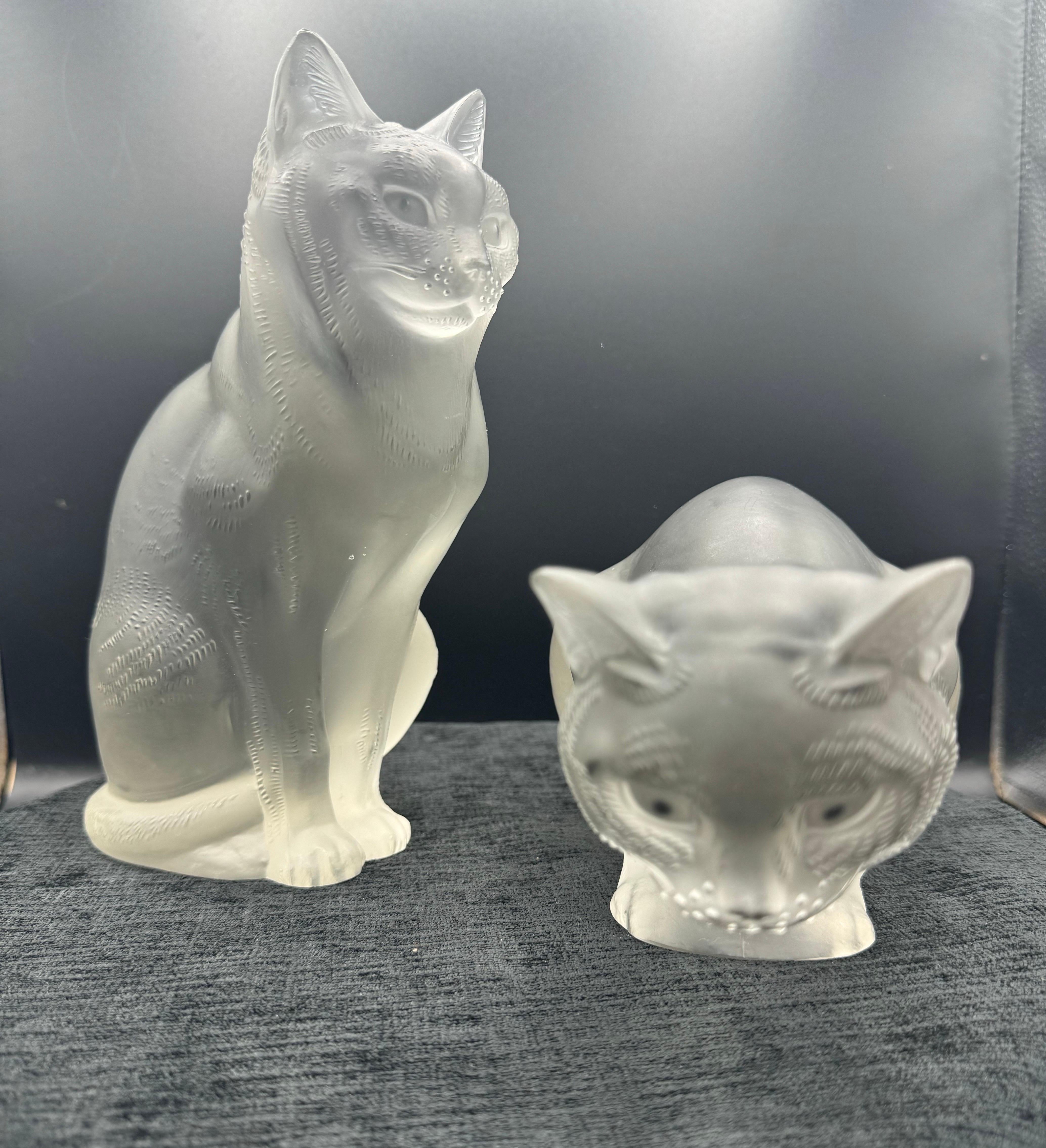 Two Cat by René Lalique in frosted glass For Sale 3