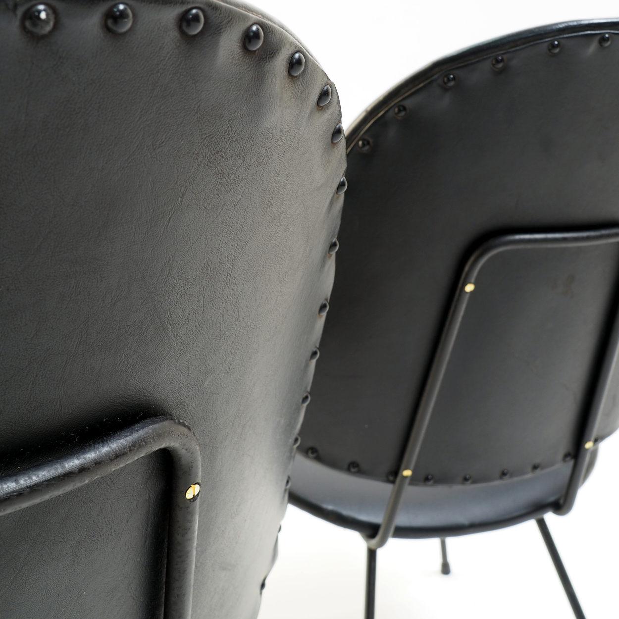 Milieu du XXe siècle Deux chaises conçues par W.H.Gispen pour la société néerlandaise Kembo en vente