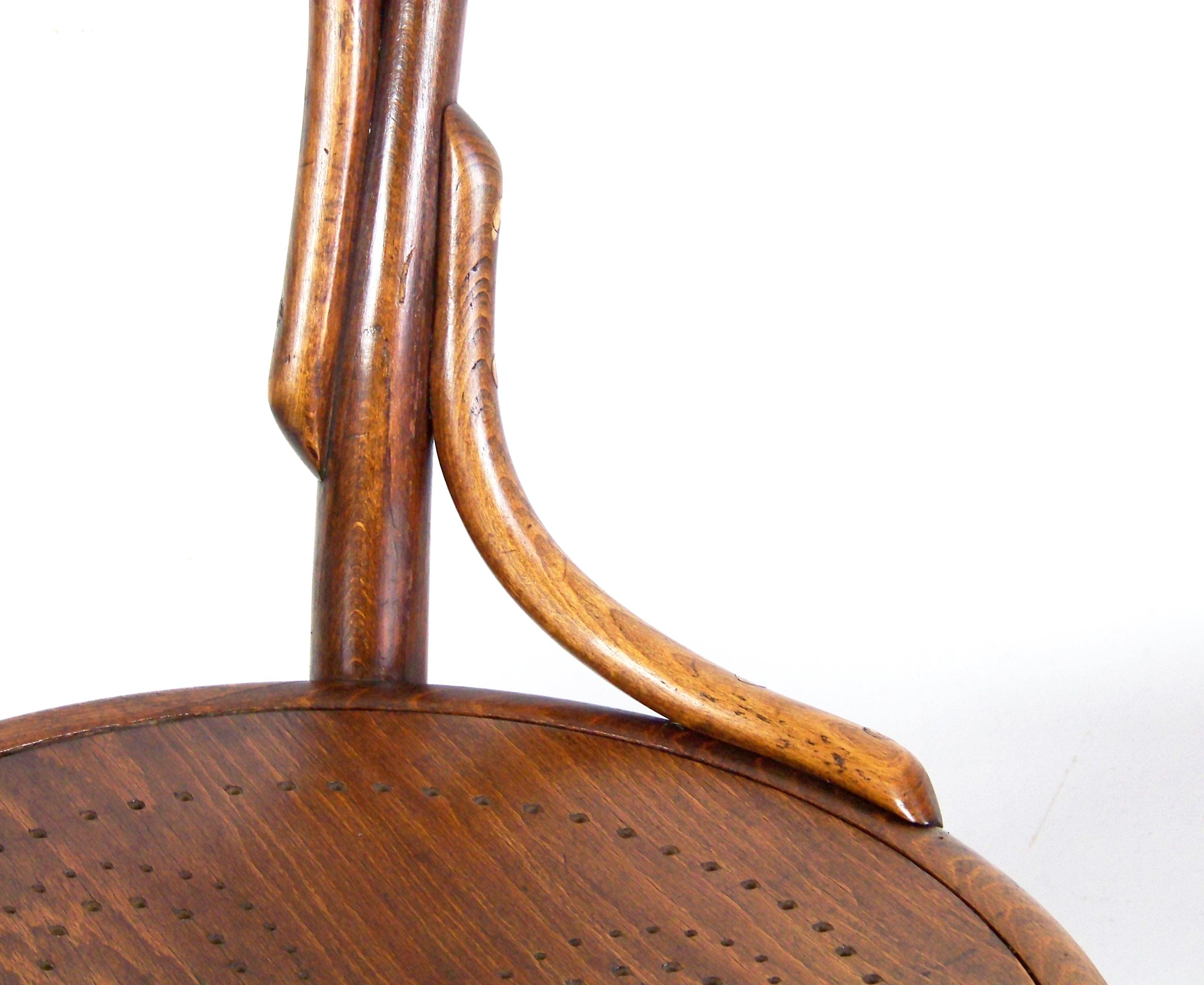 Austrian Two Chairs Thonet Nr.14, circa 1880