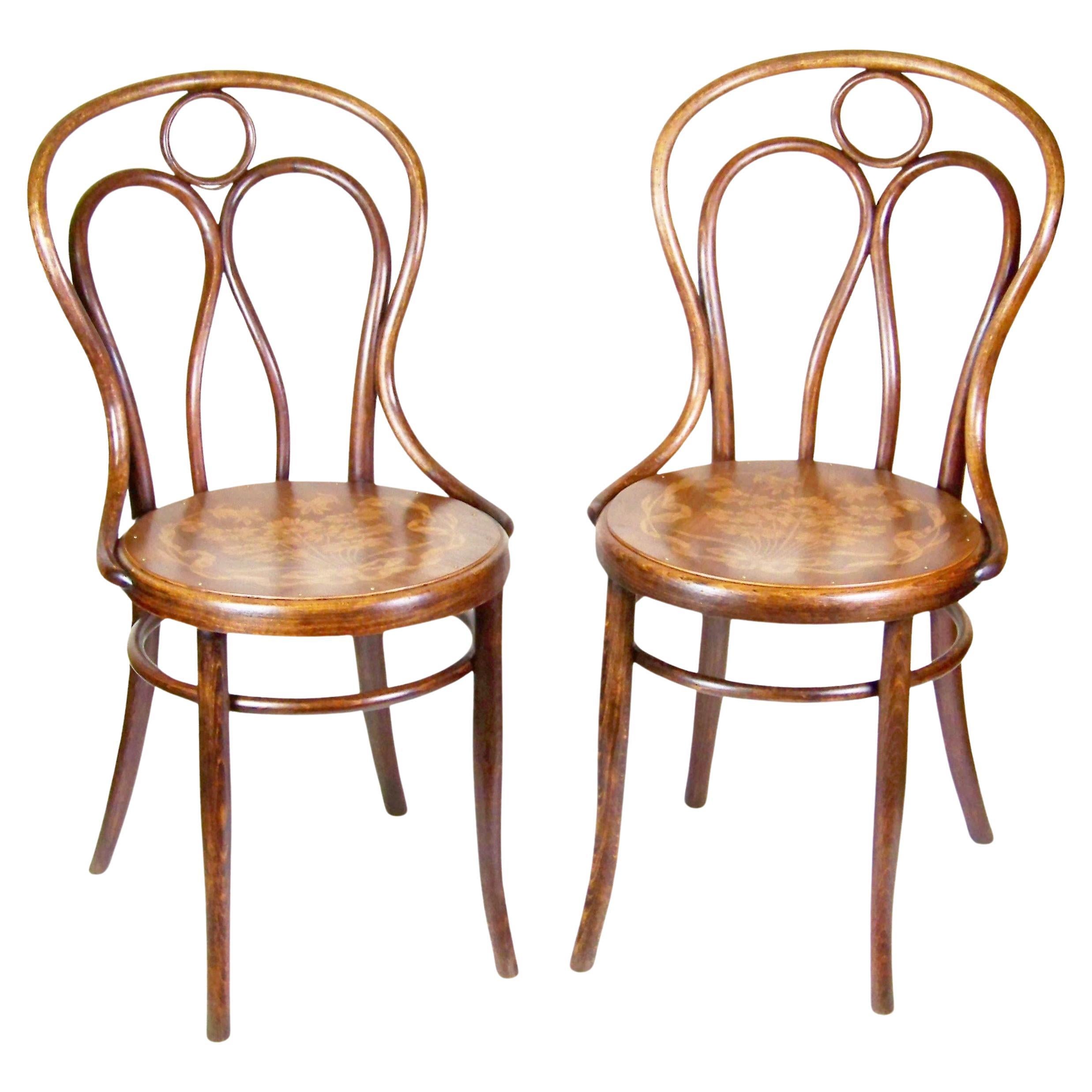 Two Chairs Thonet Nr.19, circa 1900 For Sale