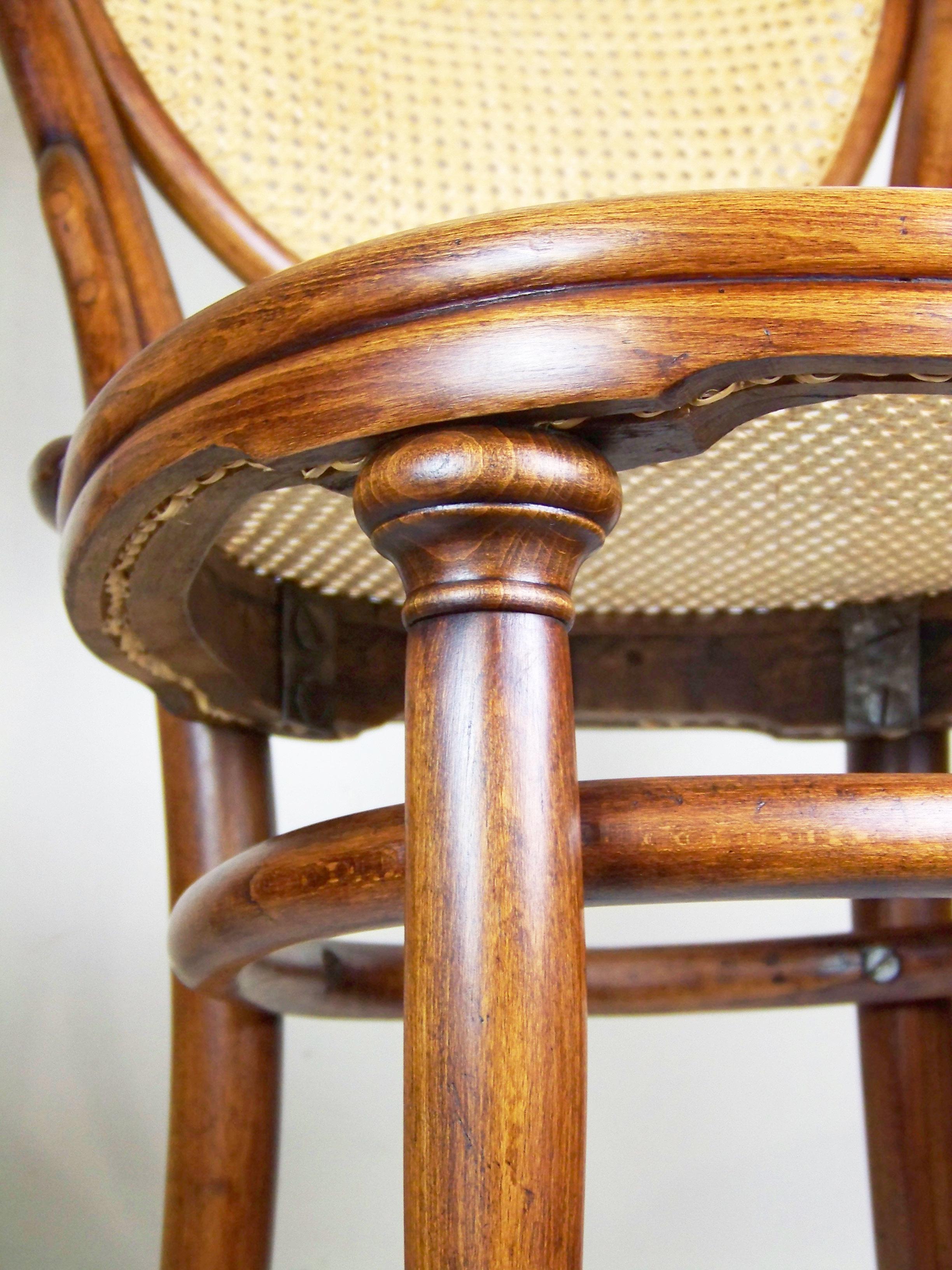 Dos sillas Thonet nº 3, hacia 1870 en venta 1