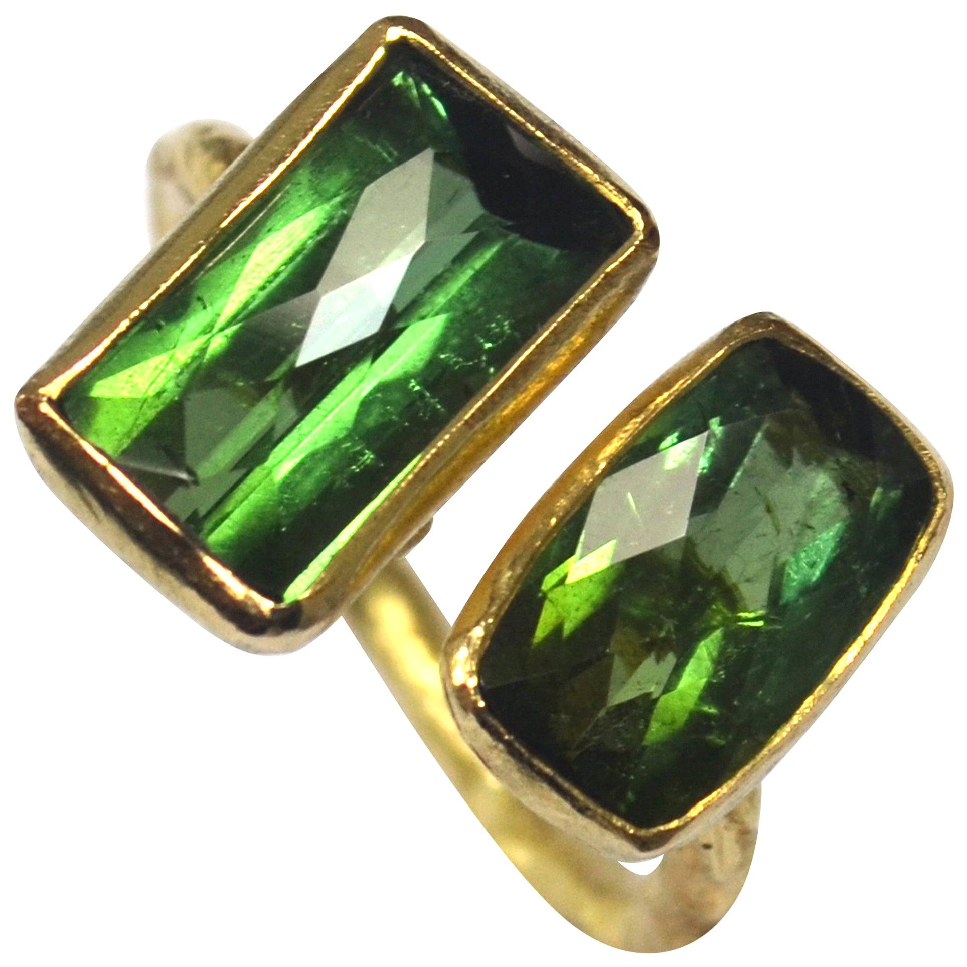 Two Chequerboard Green Tourmalines 18 Carat Gold Cocktail Ring For Sale
