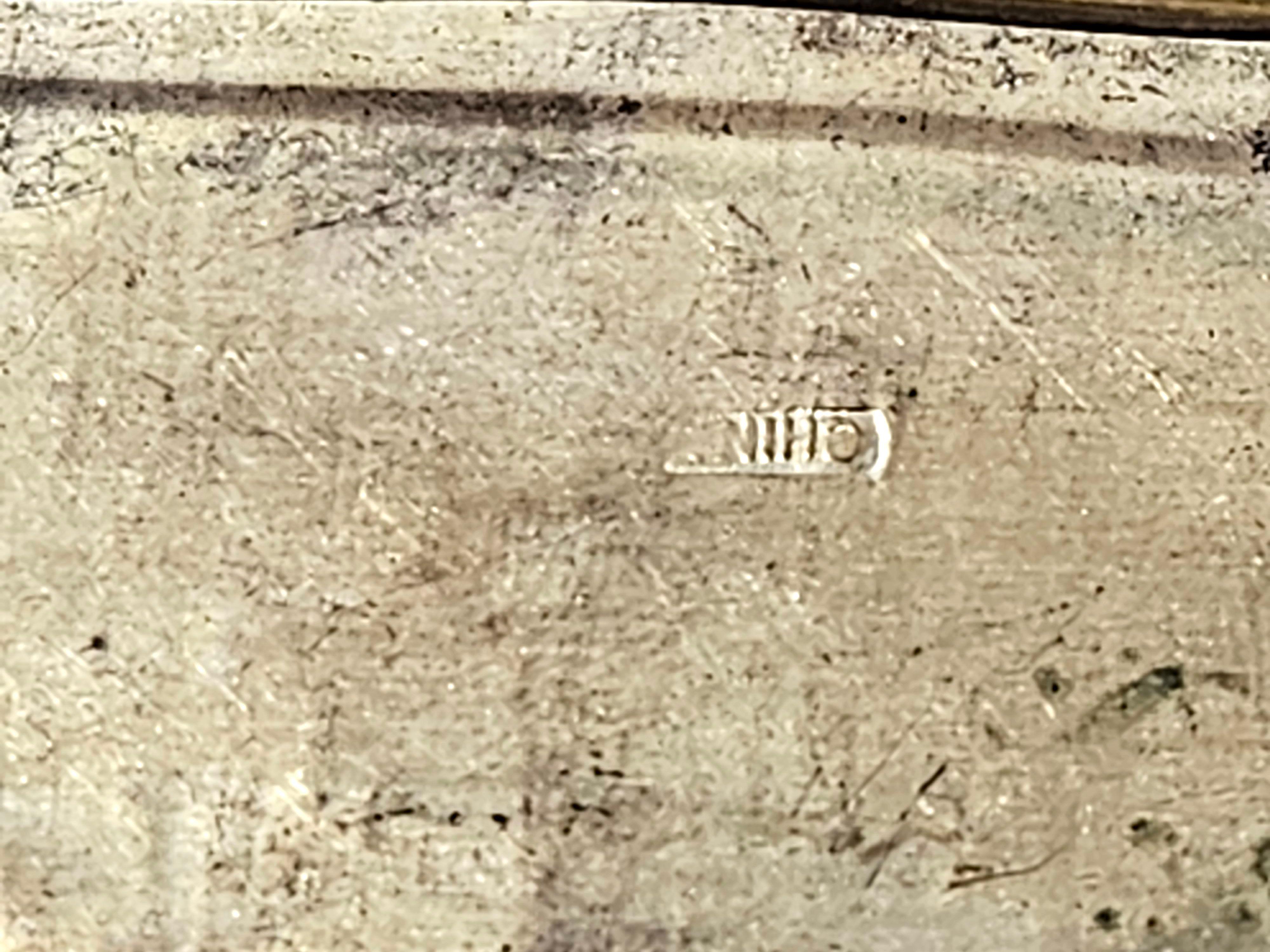 Dos broches antiguos chinos de cinabrio Ric#JD012-1&2 en venta 2