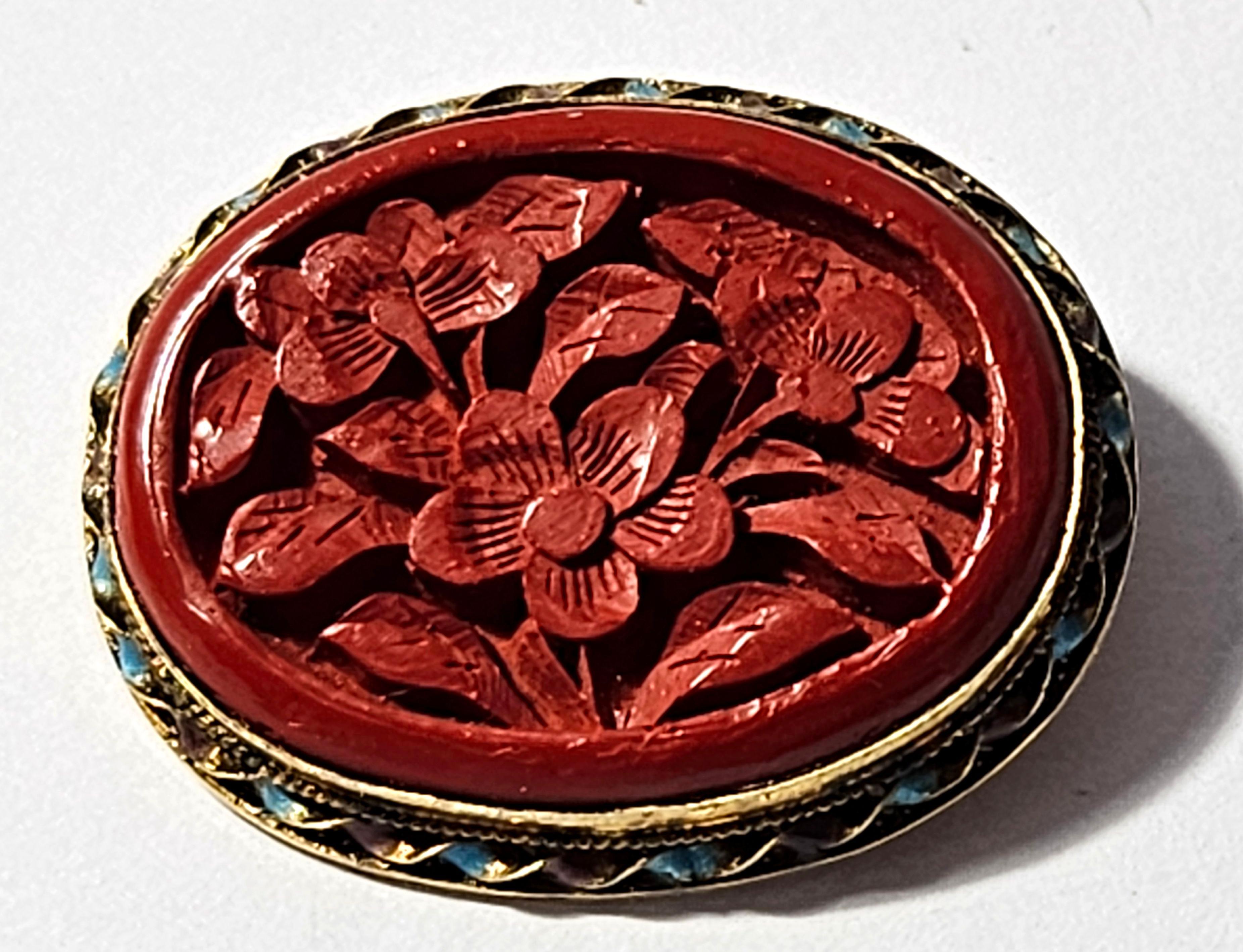 Dos broches antiguos chinos de cinabrio Ric#JD012-1&2 en Excelente estado para la venta en Norton, MA