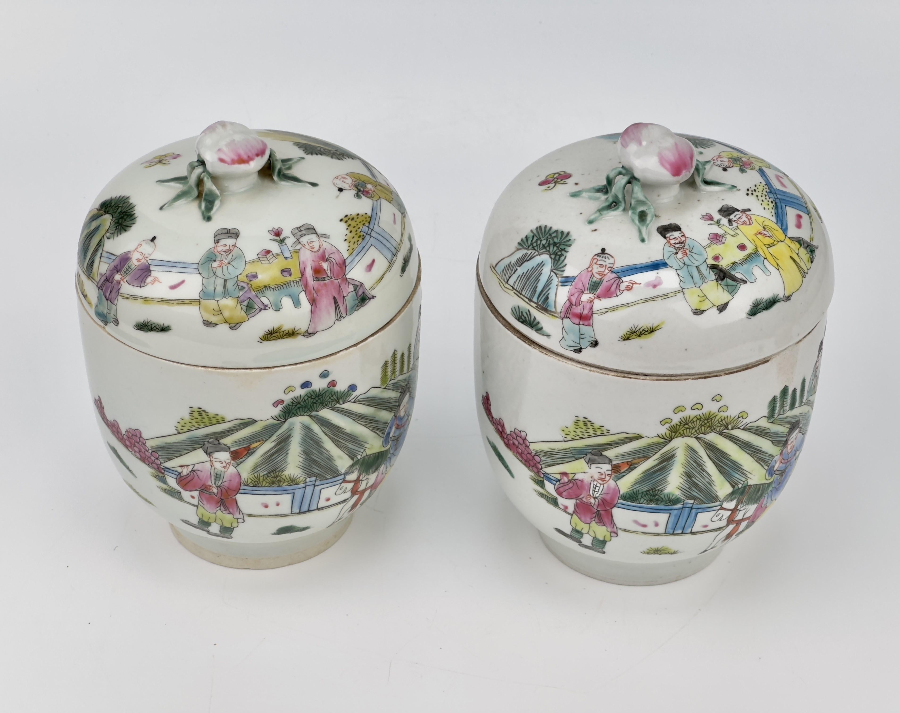 Two Chinese Famille Verte Jars with Horseback Riding, Qing Period, Tongzhi Era For Sale 5