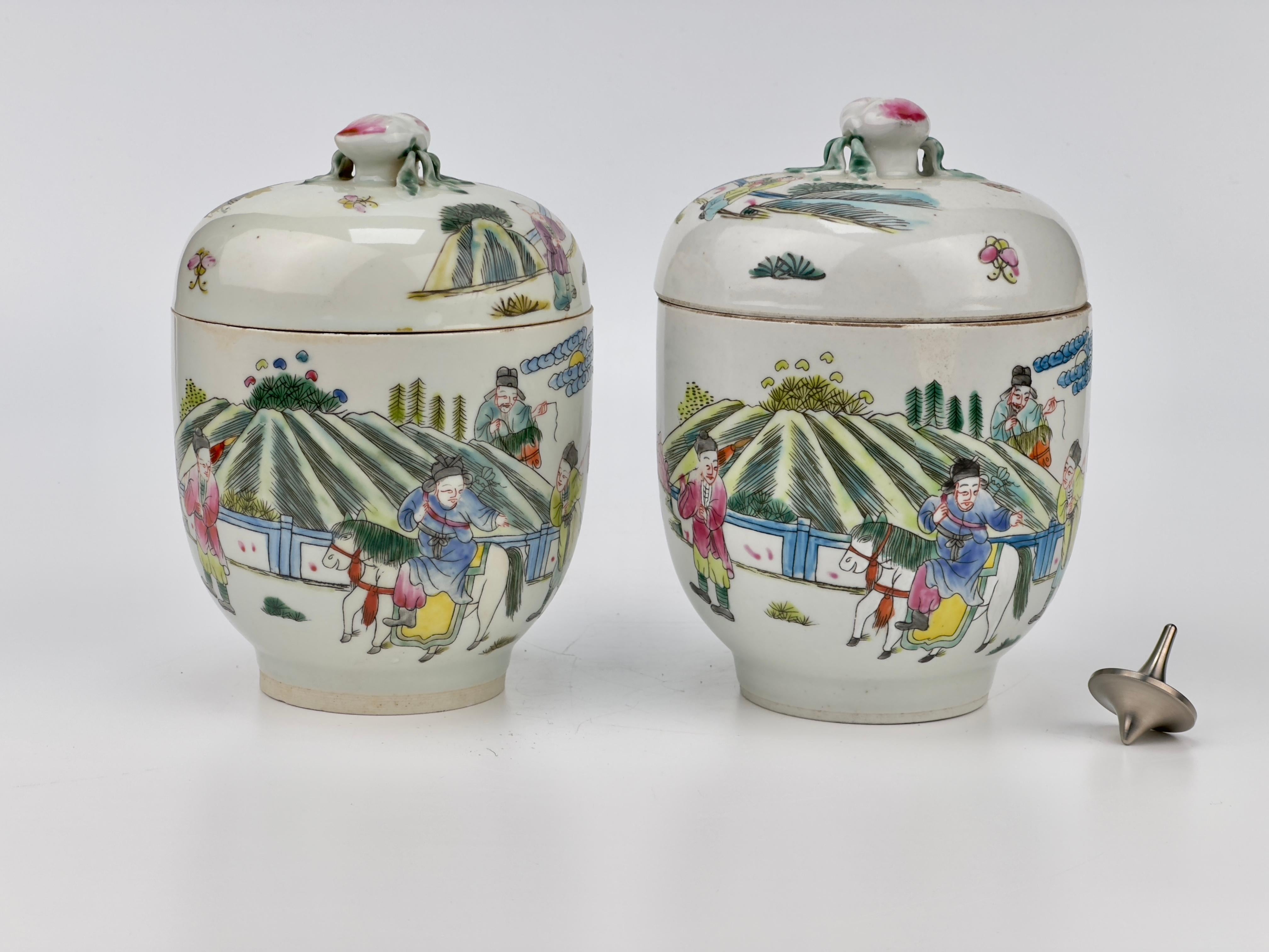 Two Chinese Famille Verte Jars with Horseback Riding, Qing Period, Tongzhi Era For Sale 7