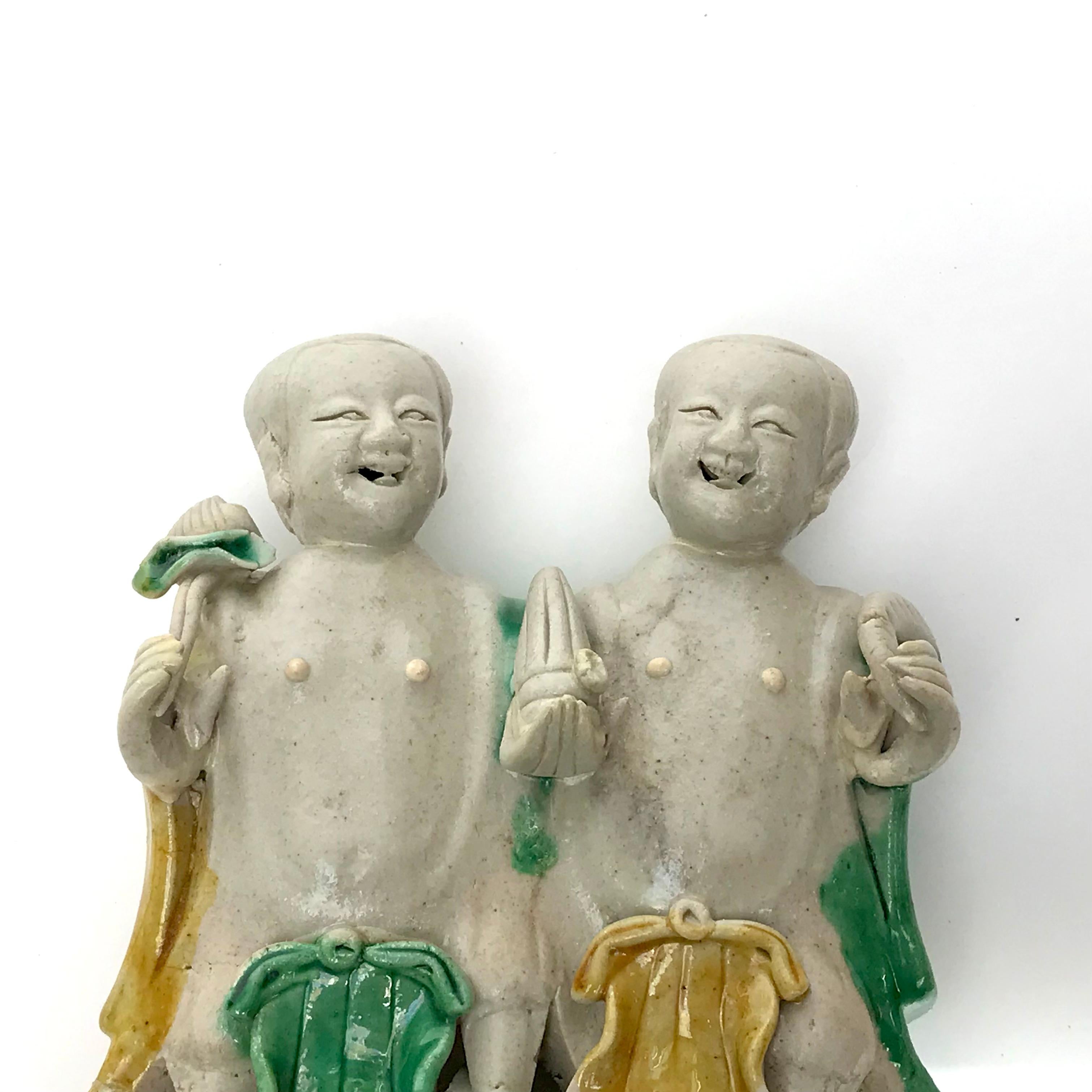 Two Chinese Famille Verte Porcelain HeHe Groups Kangxi Period For Sale 1