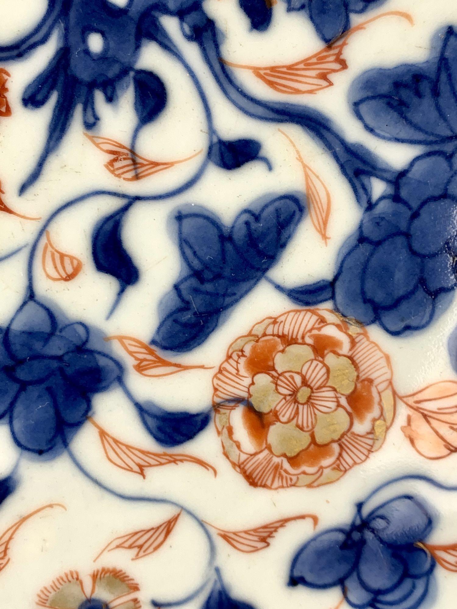 18th Century Two Chinese Imari Porcelain Chargers Hand-Painted Qianlong Era, Circa 1760