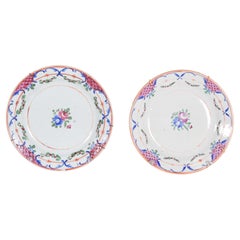 Deux assiettes en porcelaine chinoise