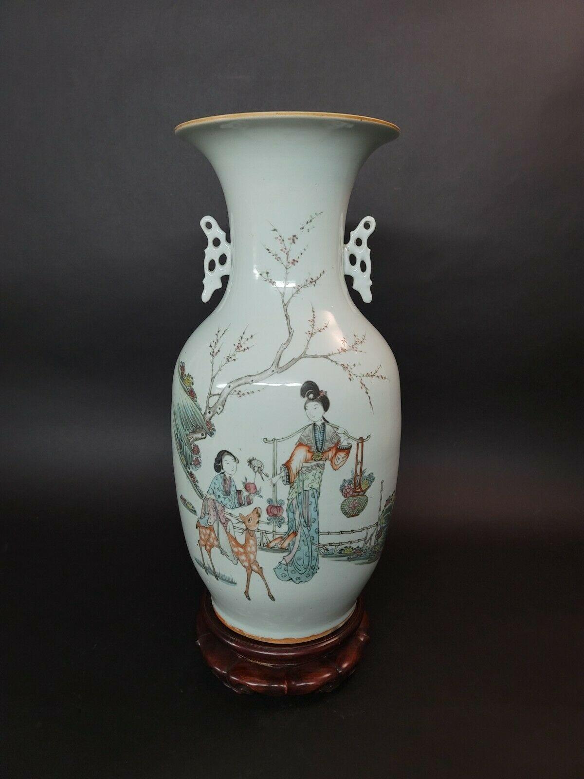 Two Chinese Republic Period Handled Vases In Good Condition For Sale In Norton, MA