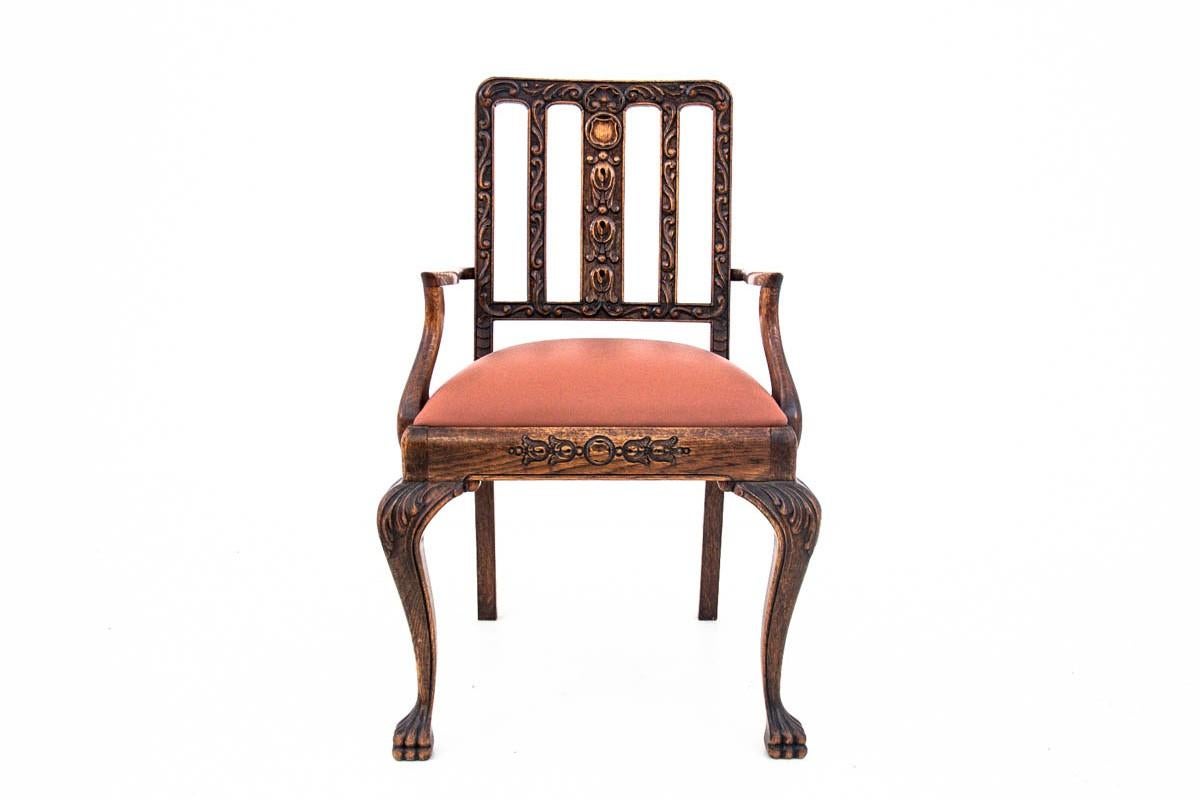 Deux fauteuils de style Chippendale, datant d'environ 1900 en vente 4