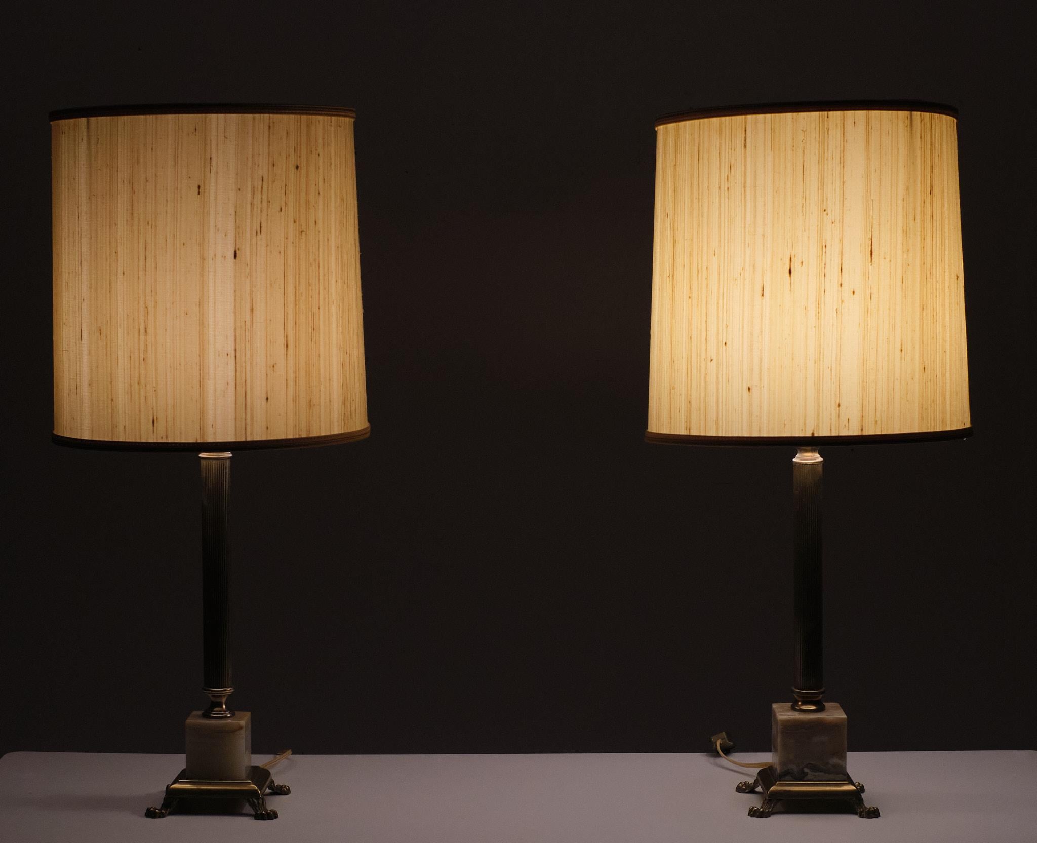 Deux  Lampes de table colonne classiques  1960 France  en vente 5