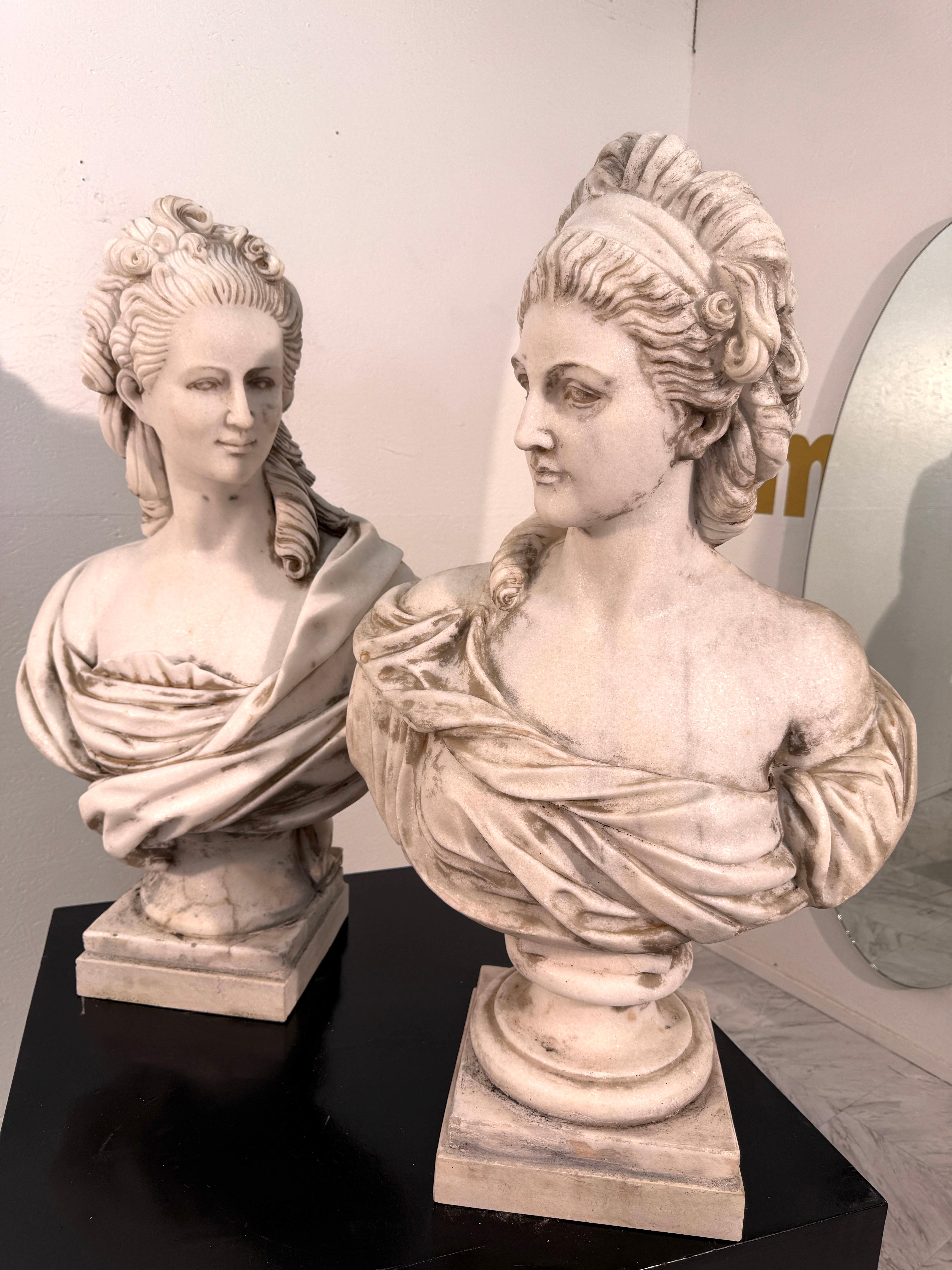 Two Classical White Marble Bust of a Ladys, Italy 1950s For Sale 4