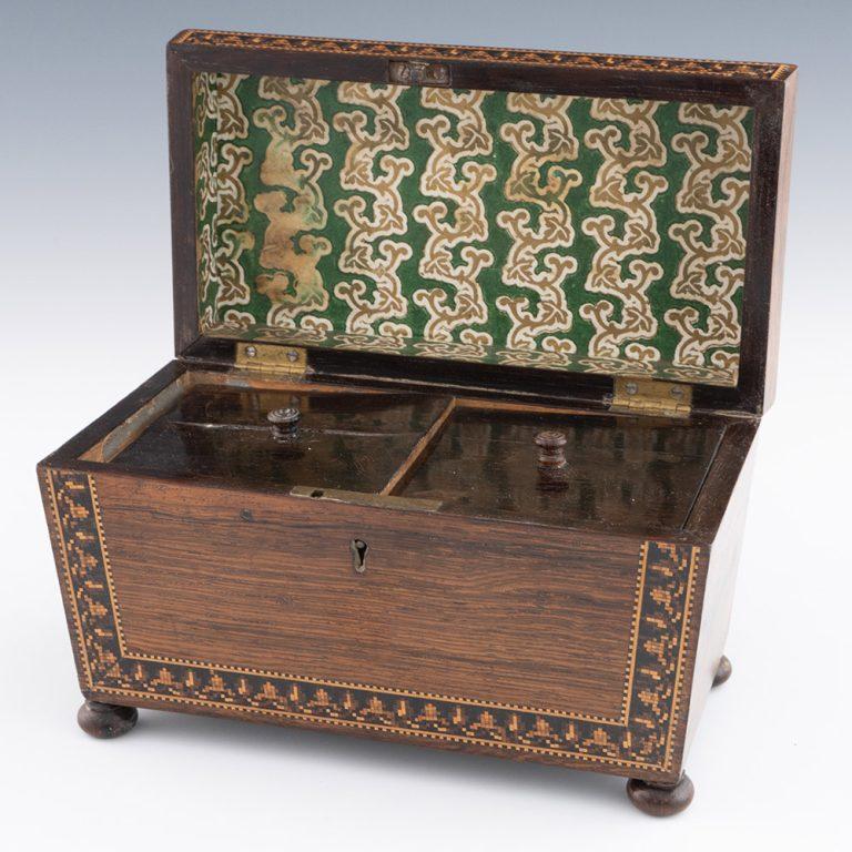 Metà XIX secolo Porta tè a due scomparti di Tunbridge Ware, 1860 ca. in vendita