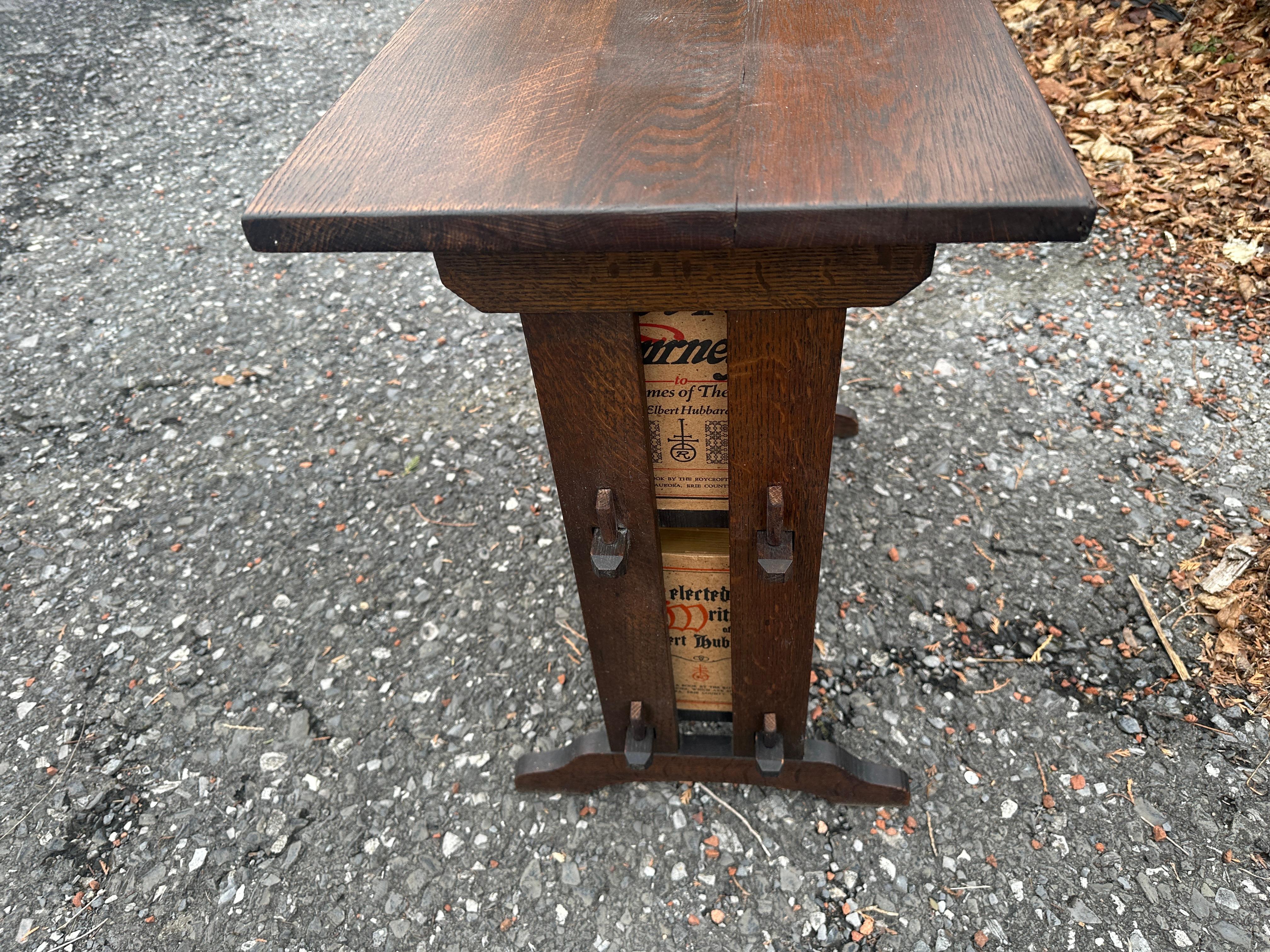 Two Complete Sets of Elbert Hubbert 1st Edition Books with ROYCROFT BOOKSTAND For Sale 3